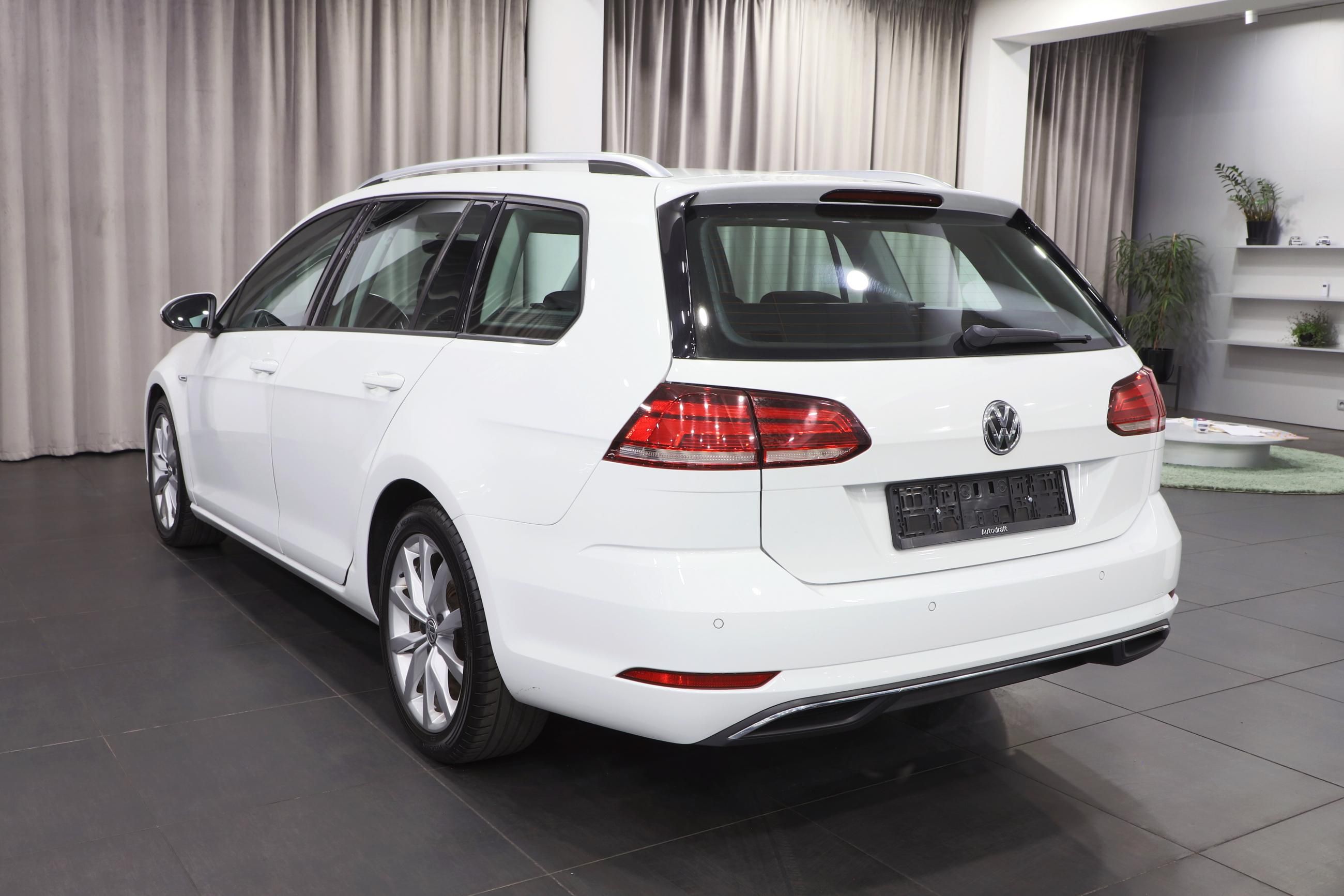 Volkswagen Golf Variant, Comfortline 1.5 TSI 96kW - fotka 4