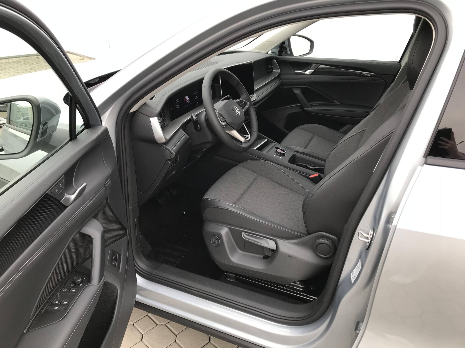 Volkswagen Tayron, People 7DSG 2,0TDi - fotka 5