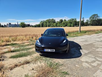 LR AWD