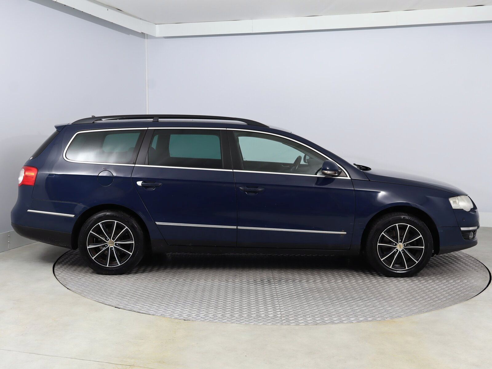 Volkswagen Passat, 1.9 TDI, po STK, Tažné - fotka 6