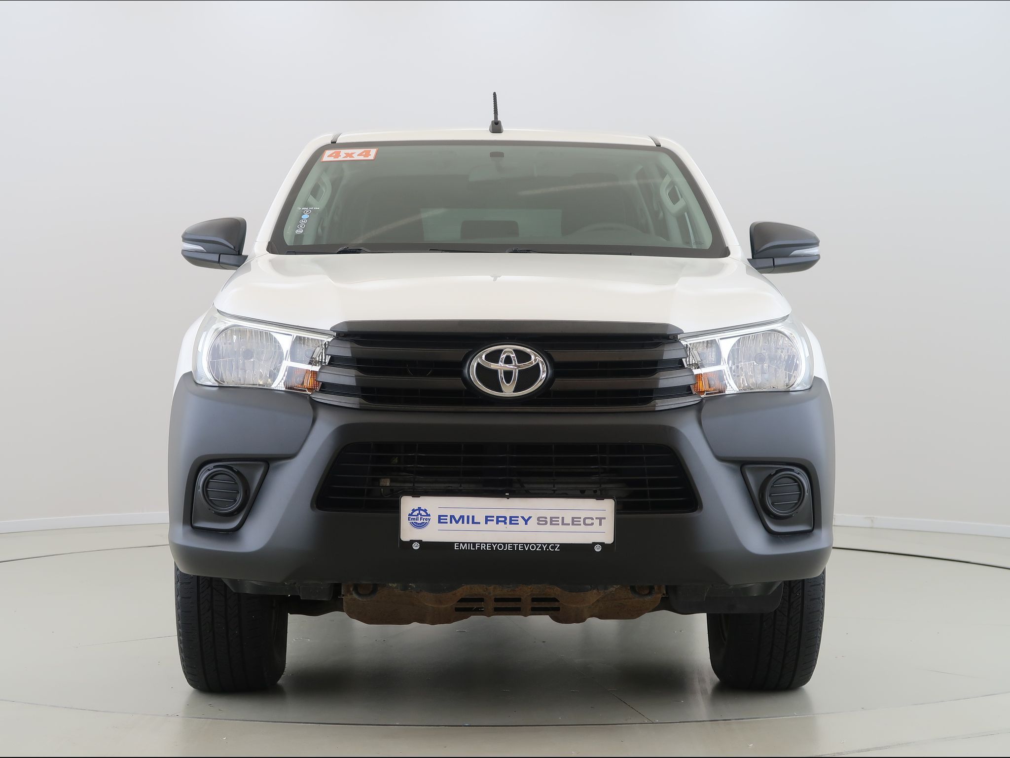 Toyota Hilux, 2.4,D-4D,DoubleCab,4x4,Live,CZ - fotka 2