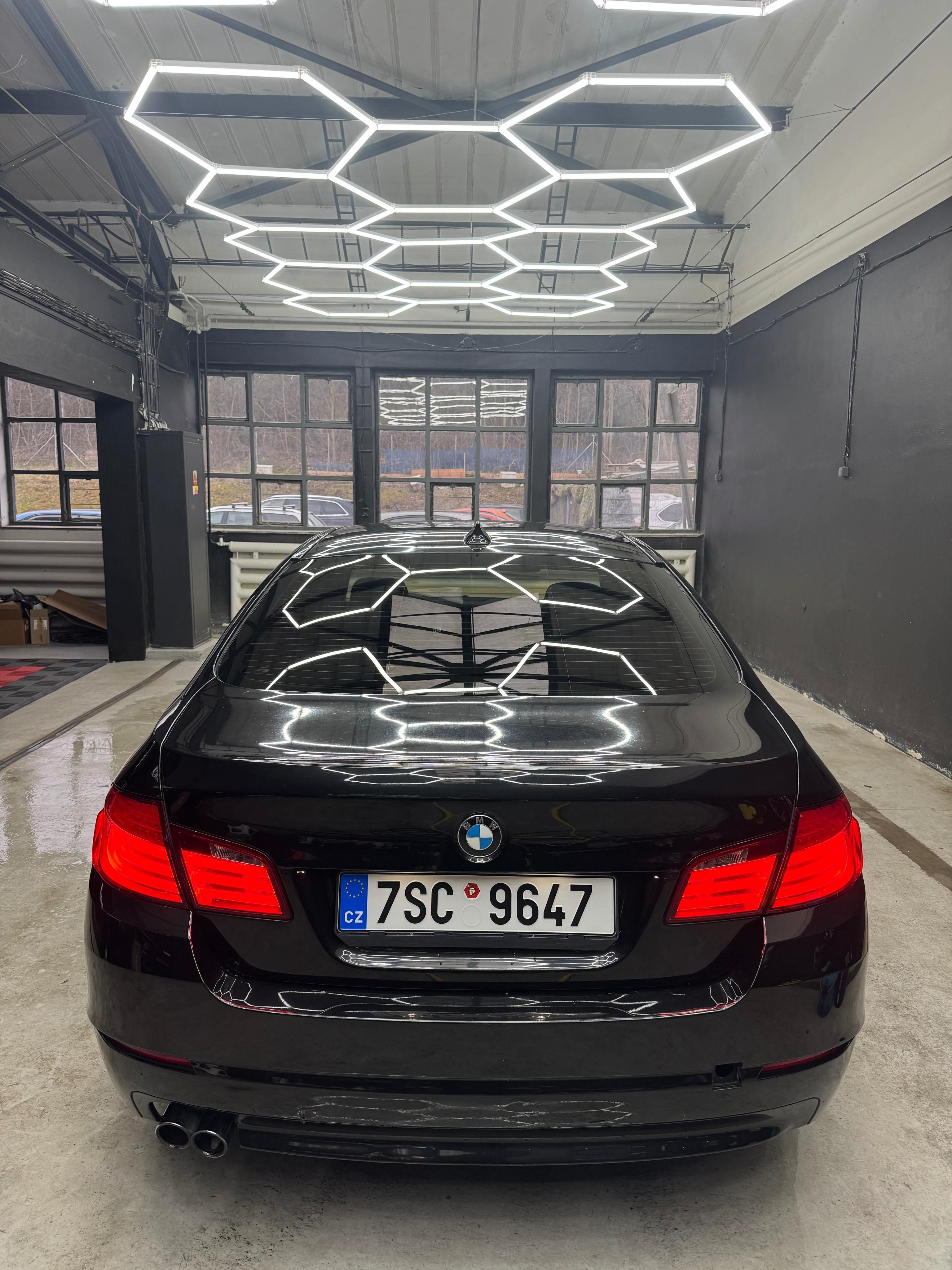 BMW Řada 5, BMW 5 F10 3.0 - fotka 4