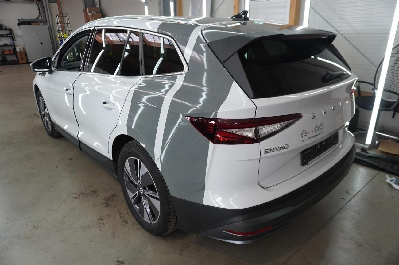 Škoda Enyaq, 150kw, iV80 19ALU SOH 96% - fotka 4