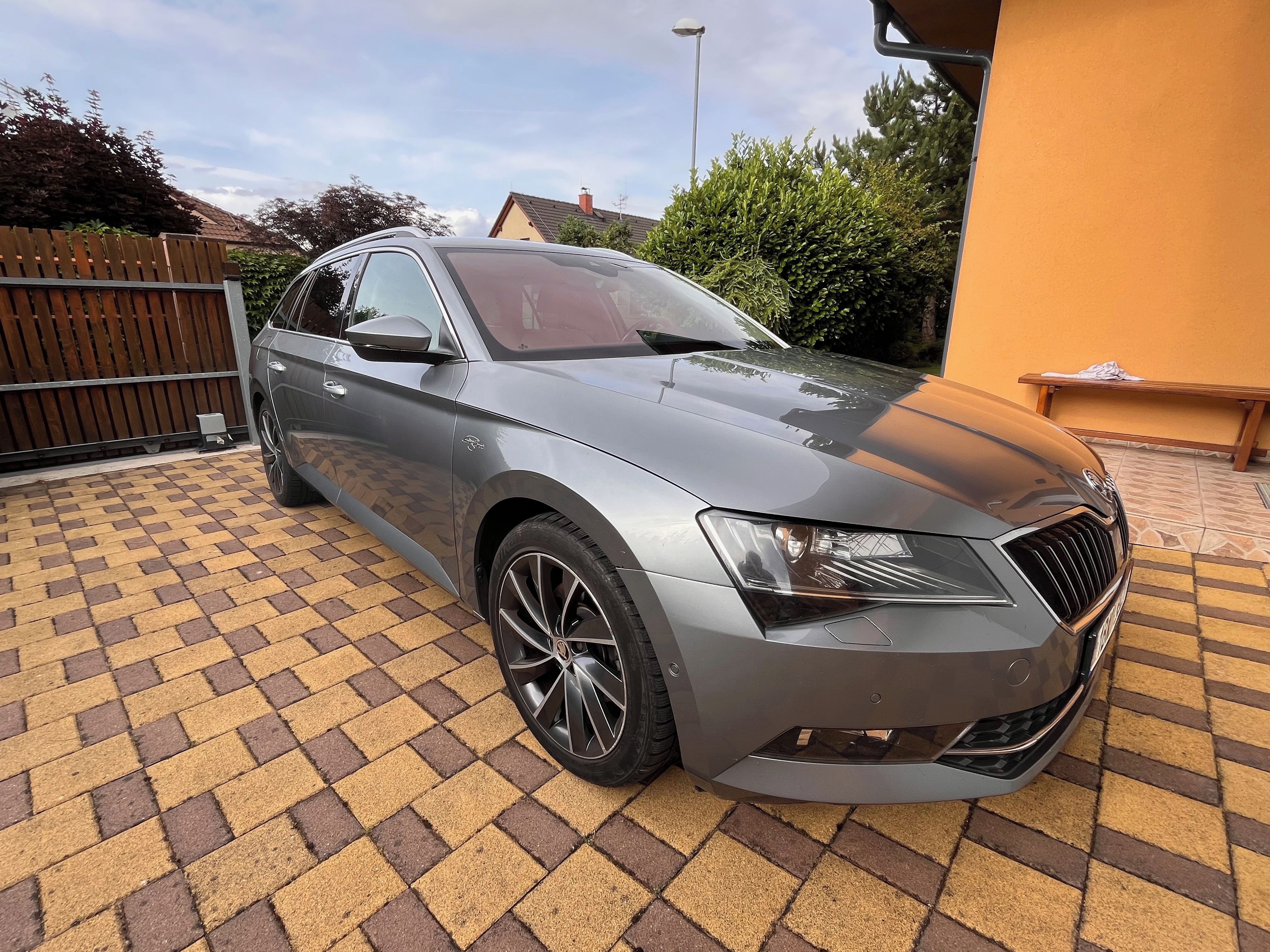 Škoda Superb, III. generace 2.0 TDI 110 kW - fotka 6