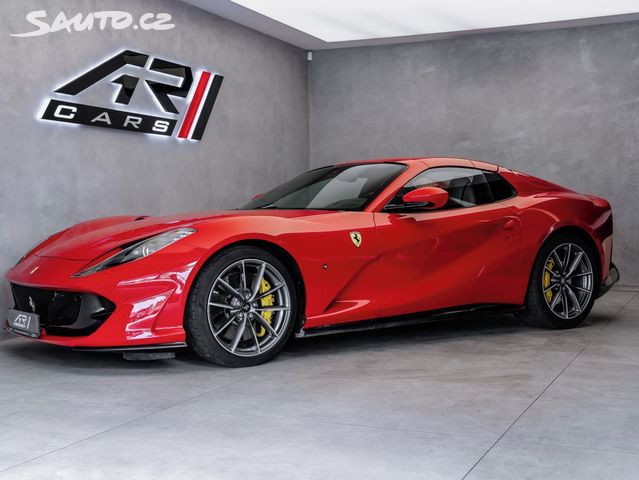 Ferrari 812