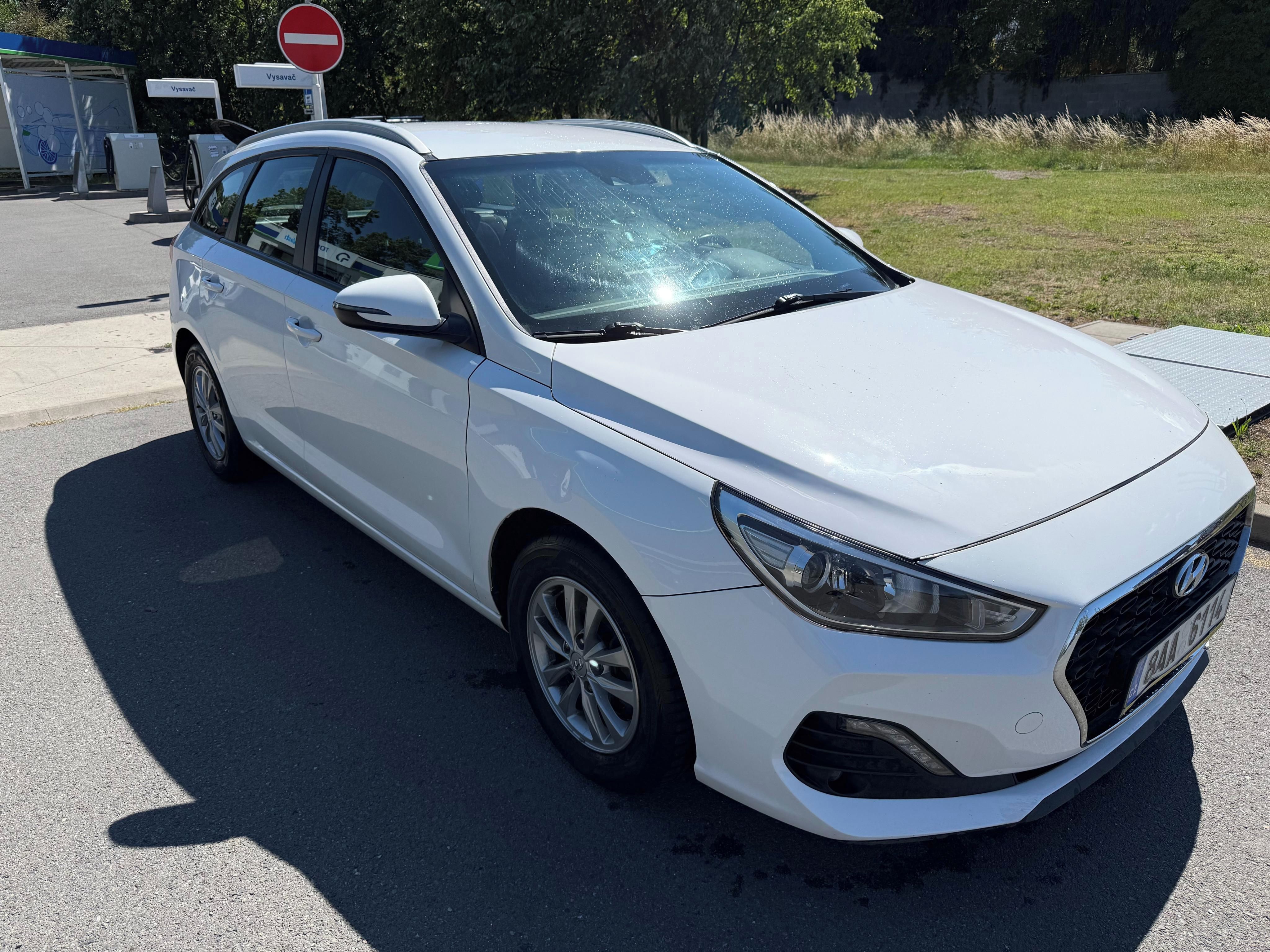 Hyundai i30, 1.6 CRDi 85kW - fotka 2