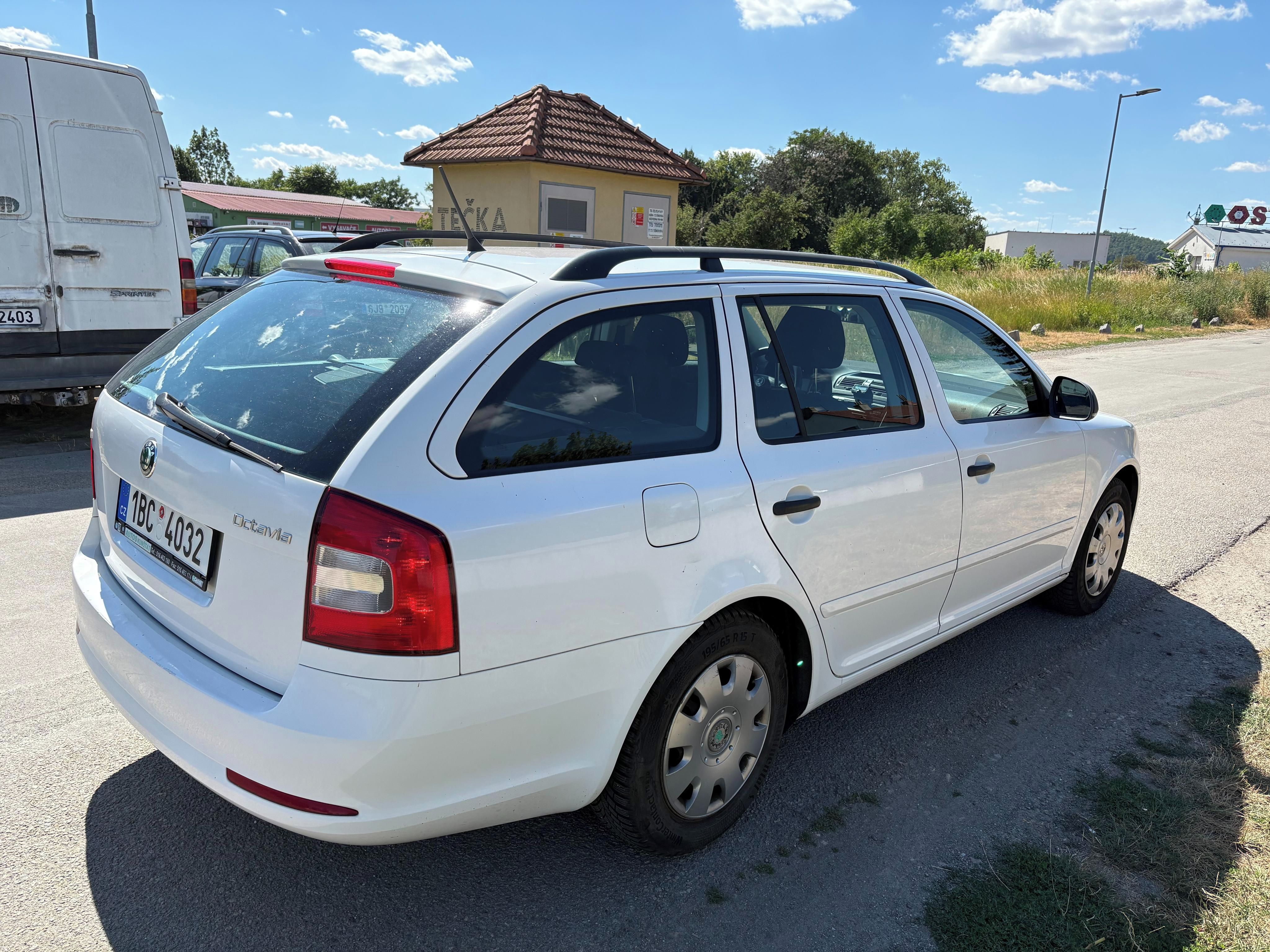 Škoda Octavia, 2.0TDi - 81kW Koupeno v ČR - fotka 5
