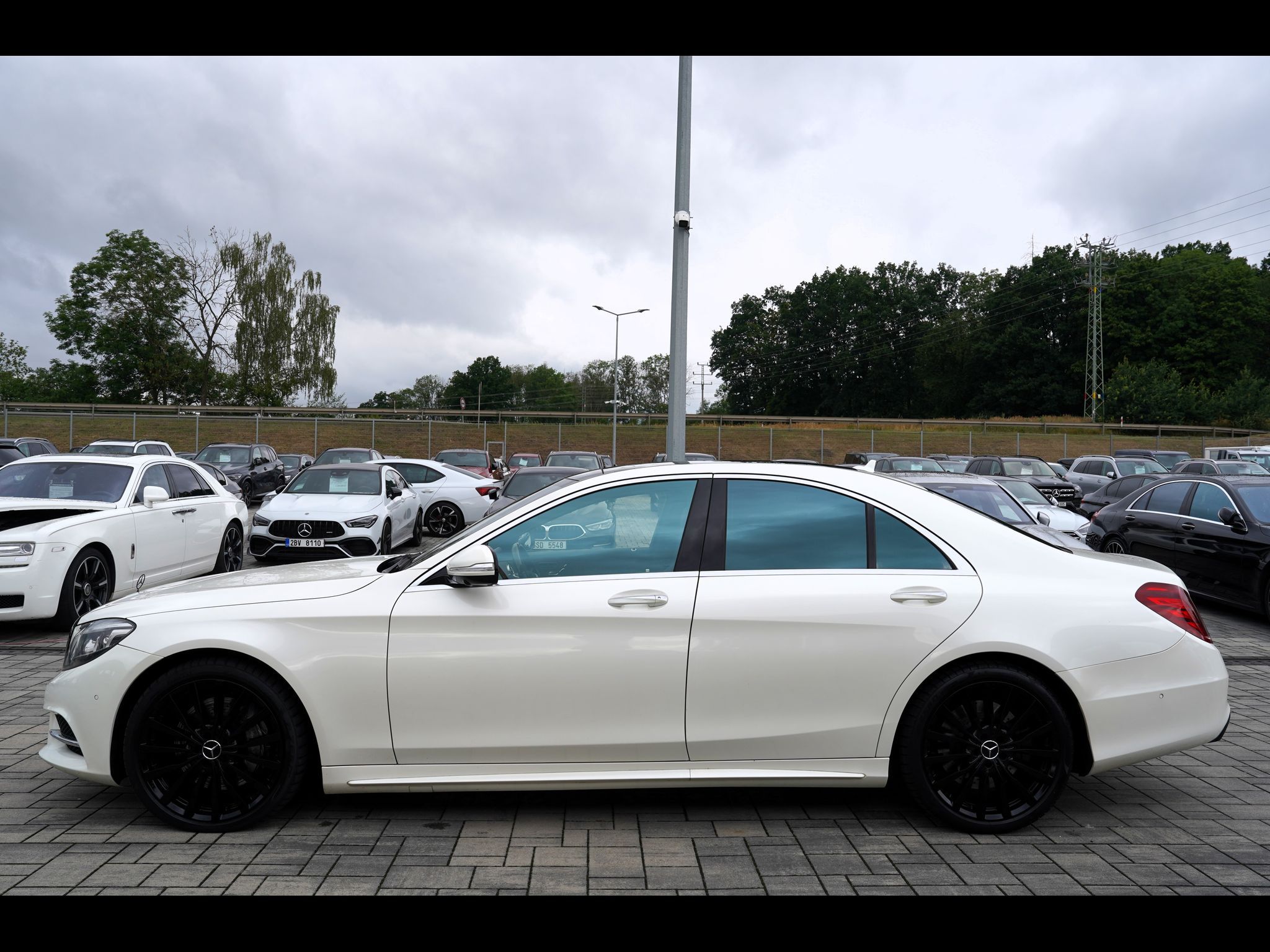 Mercedes-Benz Třídy S, S 500 4Matic AMG/Designo/ČR - fotka 3