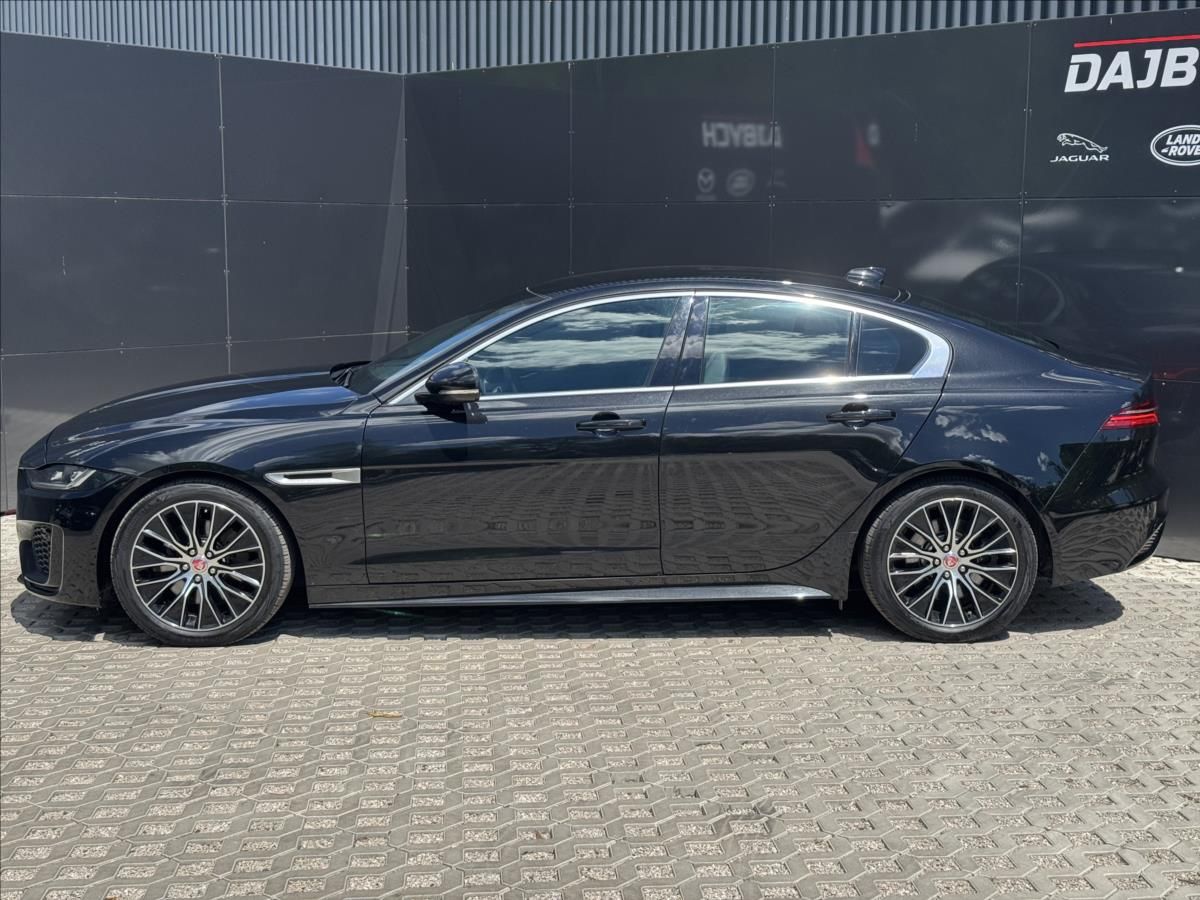Jaguar XE, 2,0 D180 R-Dynamic S AT DPH - fotka 5