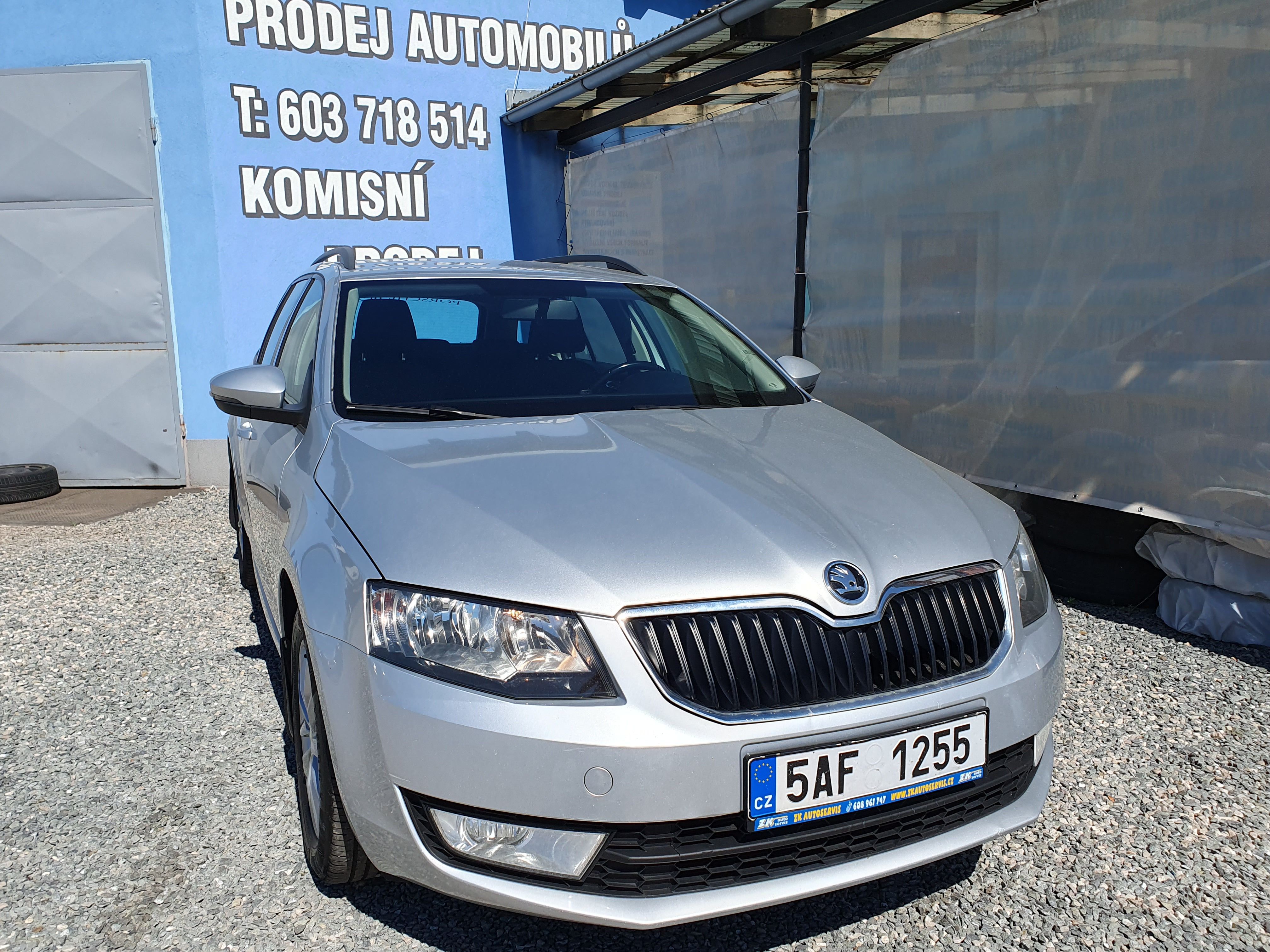 Škoda Octavia, 1.6 TDI 81 KW NOVÉ ČR DPH - fotka 4