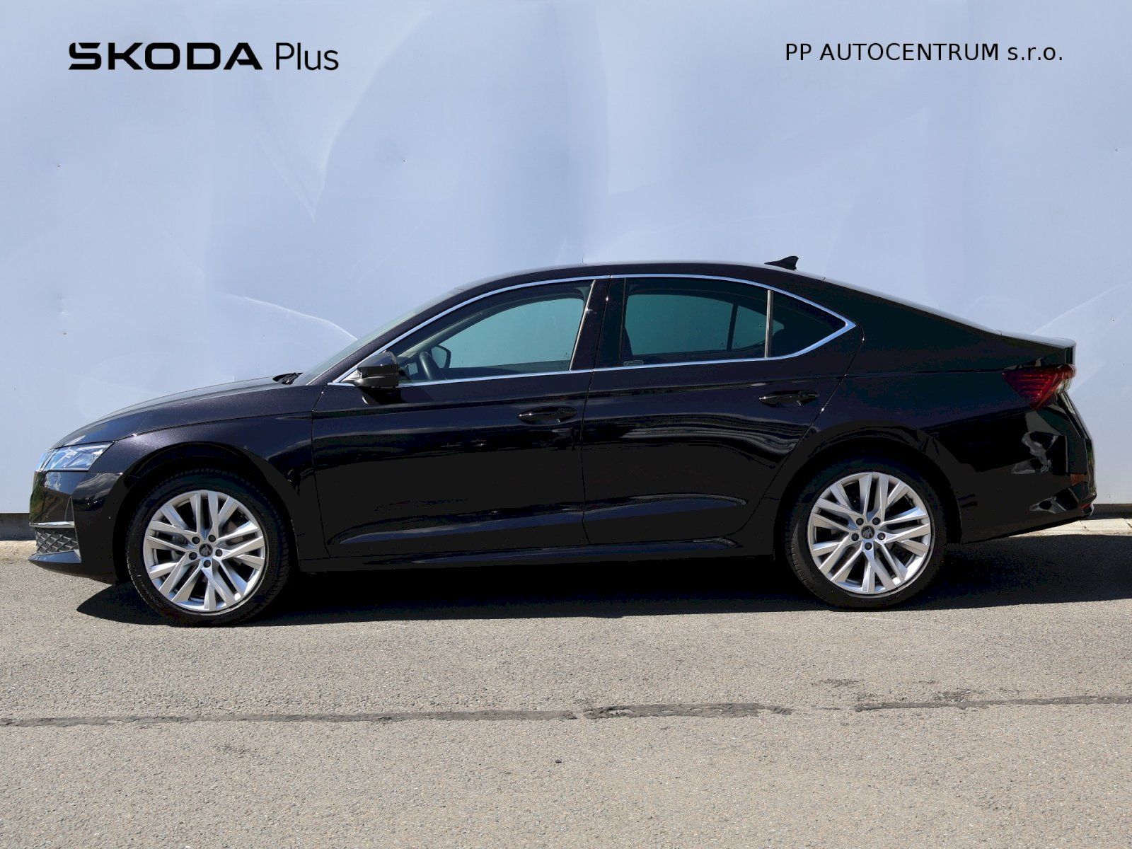 Škoda Octavia, Exclusive Selection DSG 2.0TDI - fotka 3