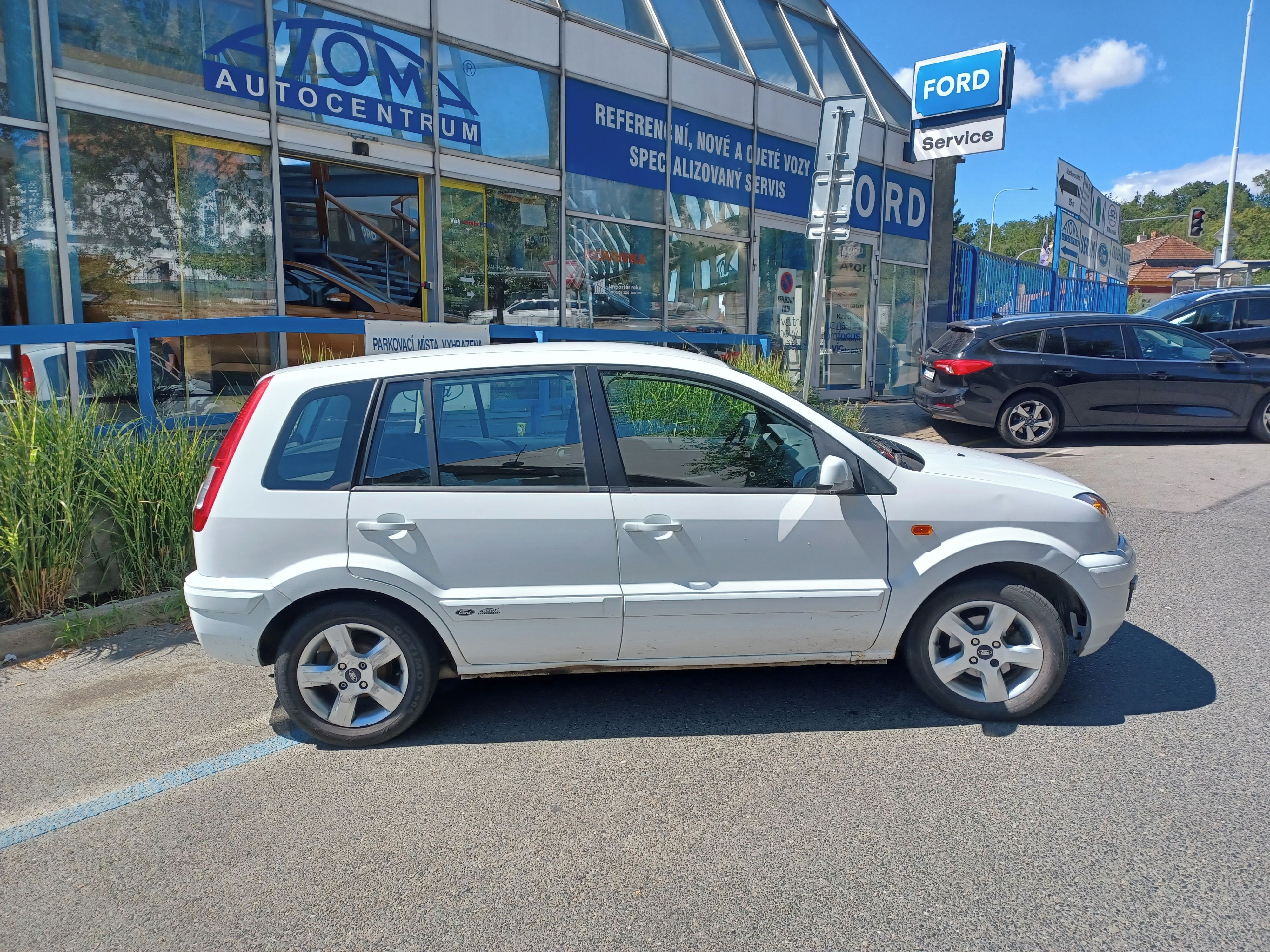 Ford Fusion, 1majitel ,pravidelný servis - fotka 4
