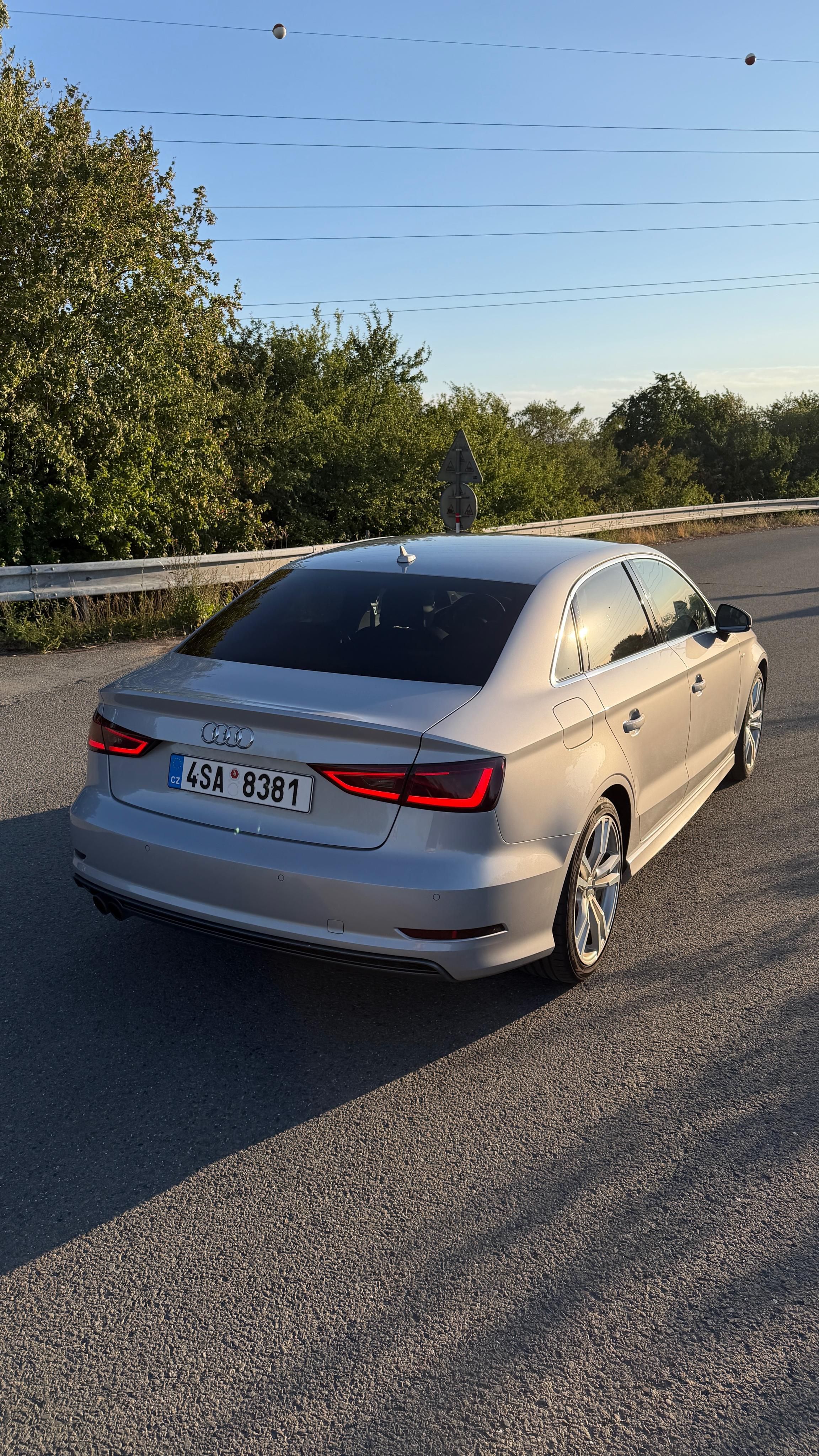 Audi A3, Limousine 1.4 TFSI DSG, S-line - fotka 4