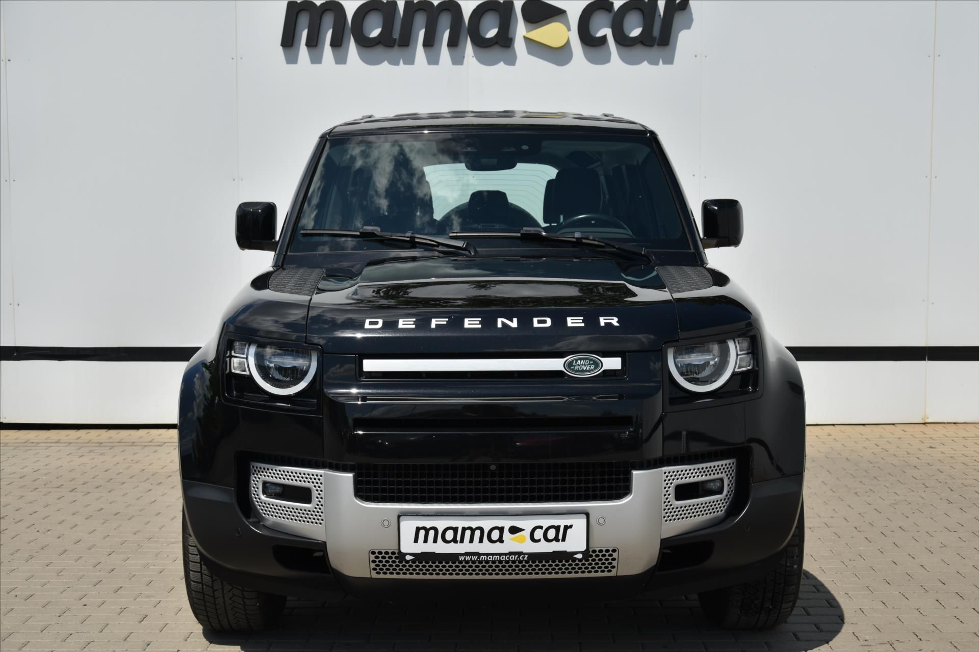 Land Rover Defender, P110 3.0D 221kW ČR DPH - fotka 2