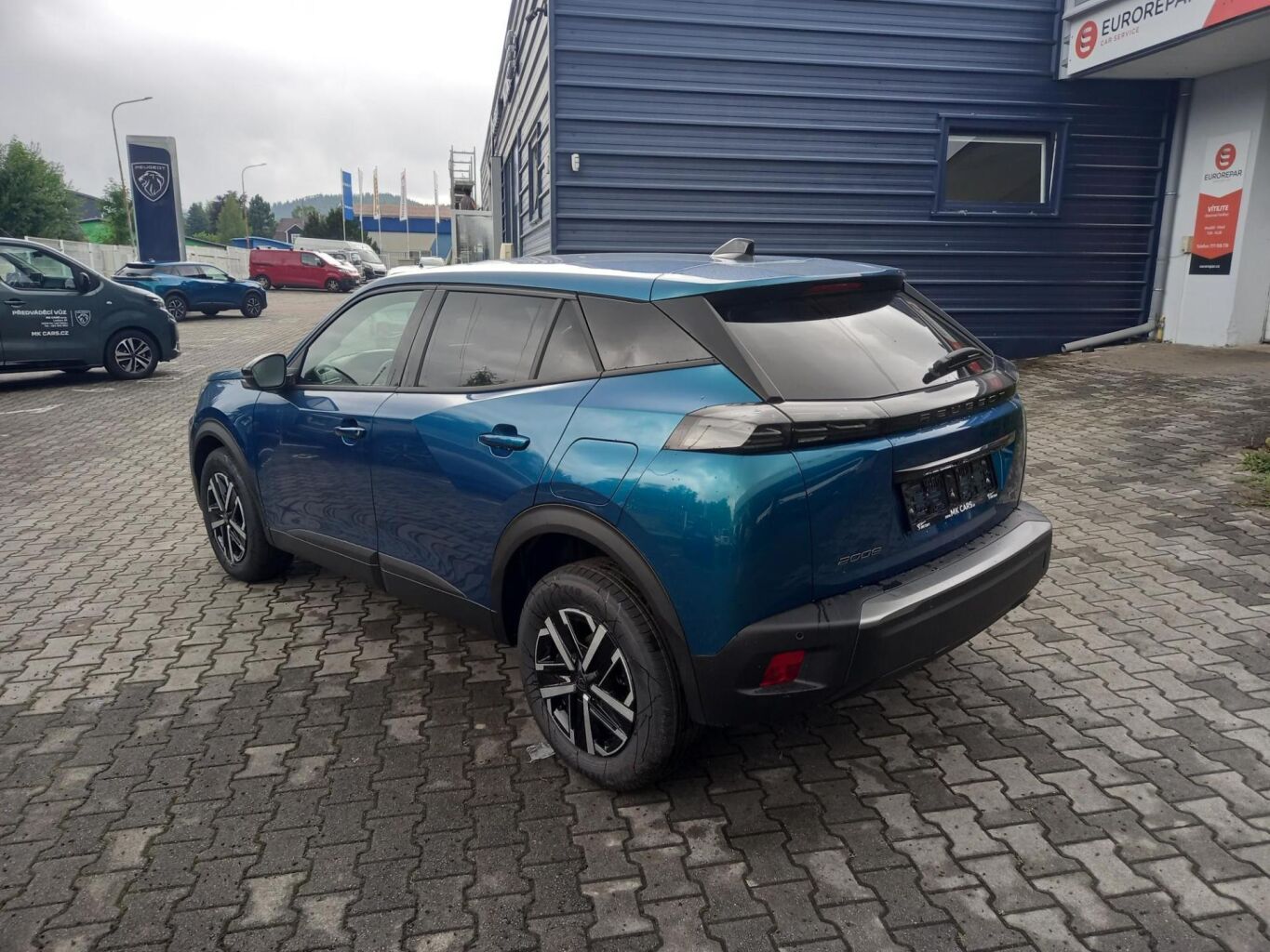 Peugeot 2008, BUSINESS Hybrid 110 e-DCS6 - fotka 3