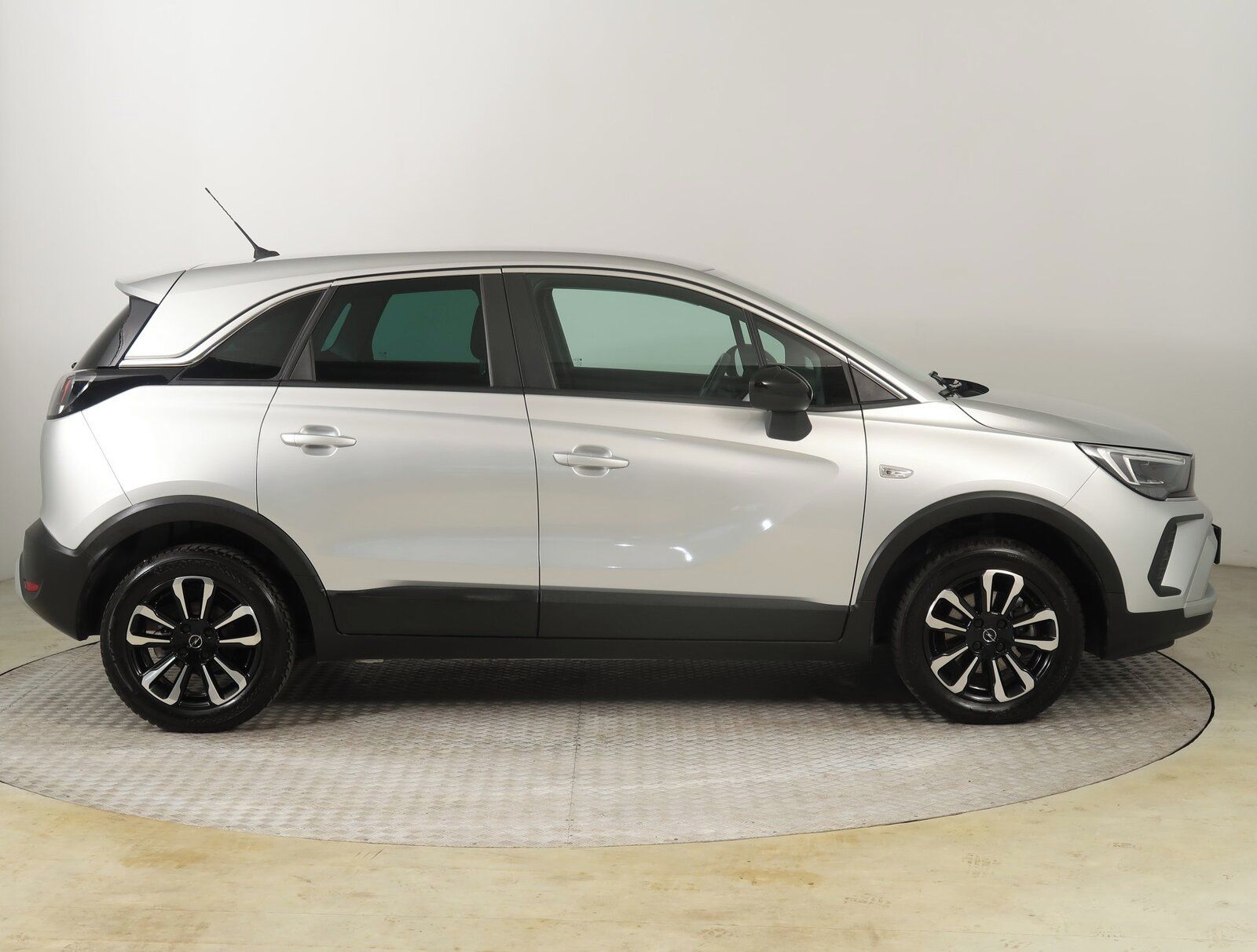 Opel Crossland, 1.2 Turbo, Elegance, Navi - fotka 6