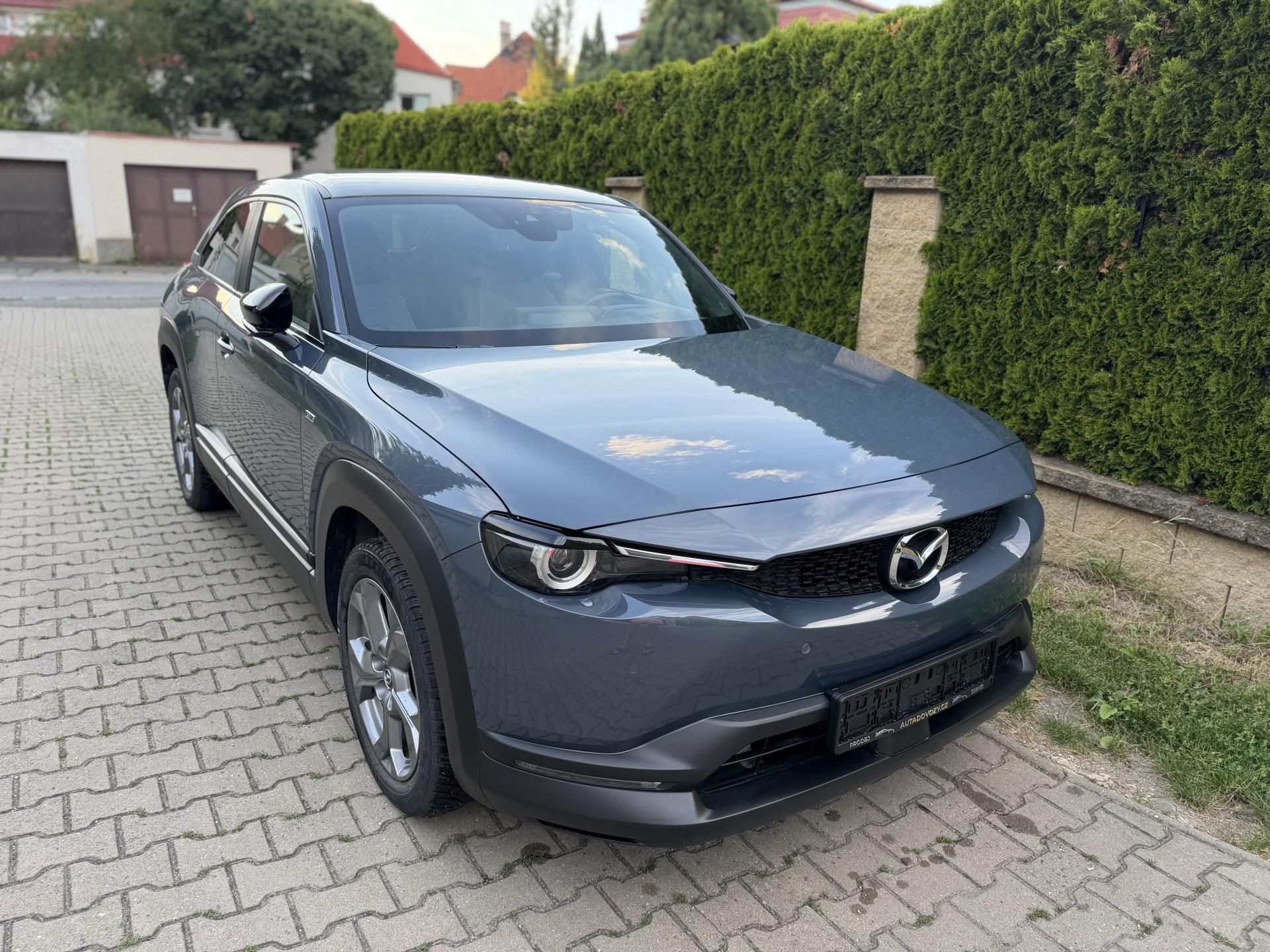 Mazda MX-30, EXLUSIVE-NAVI-tepelné čerpadlo - fotka 2