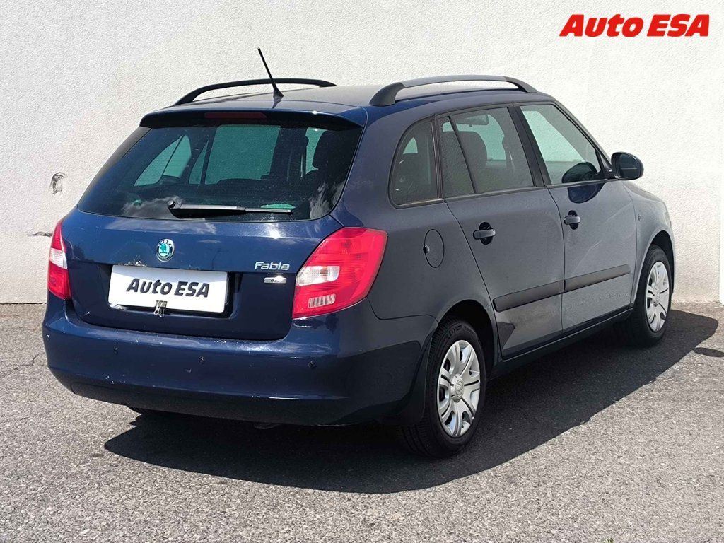 Škoda Fabia, 1.4 16V,ČR - fotka 4