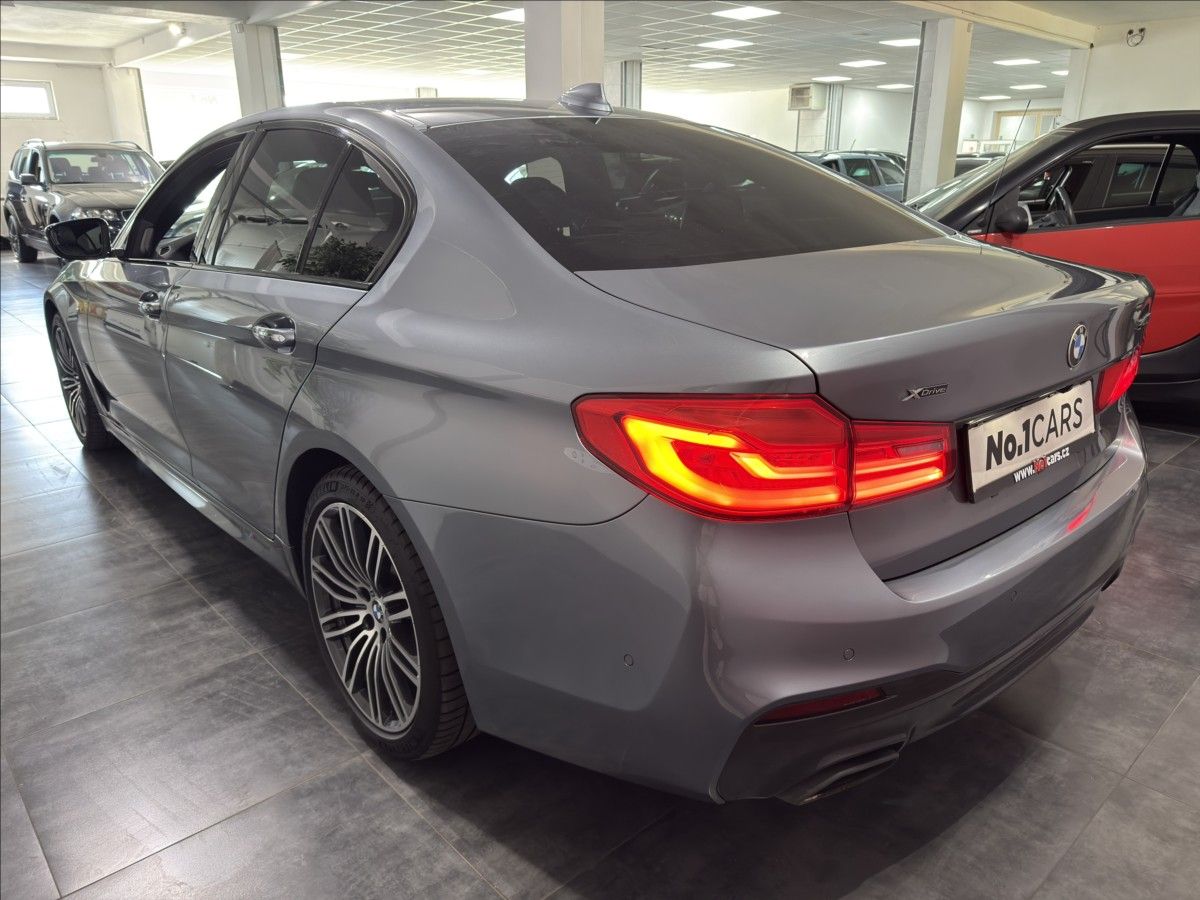 BMW Řada 5, 3,0   540i LUXURY M-PAKET HARM - fotka 4