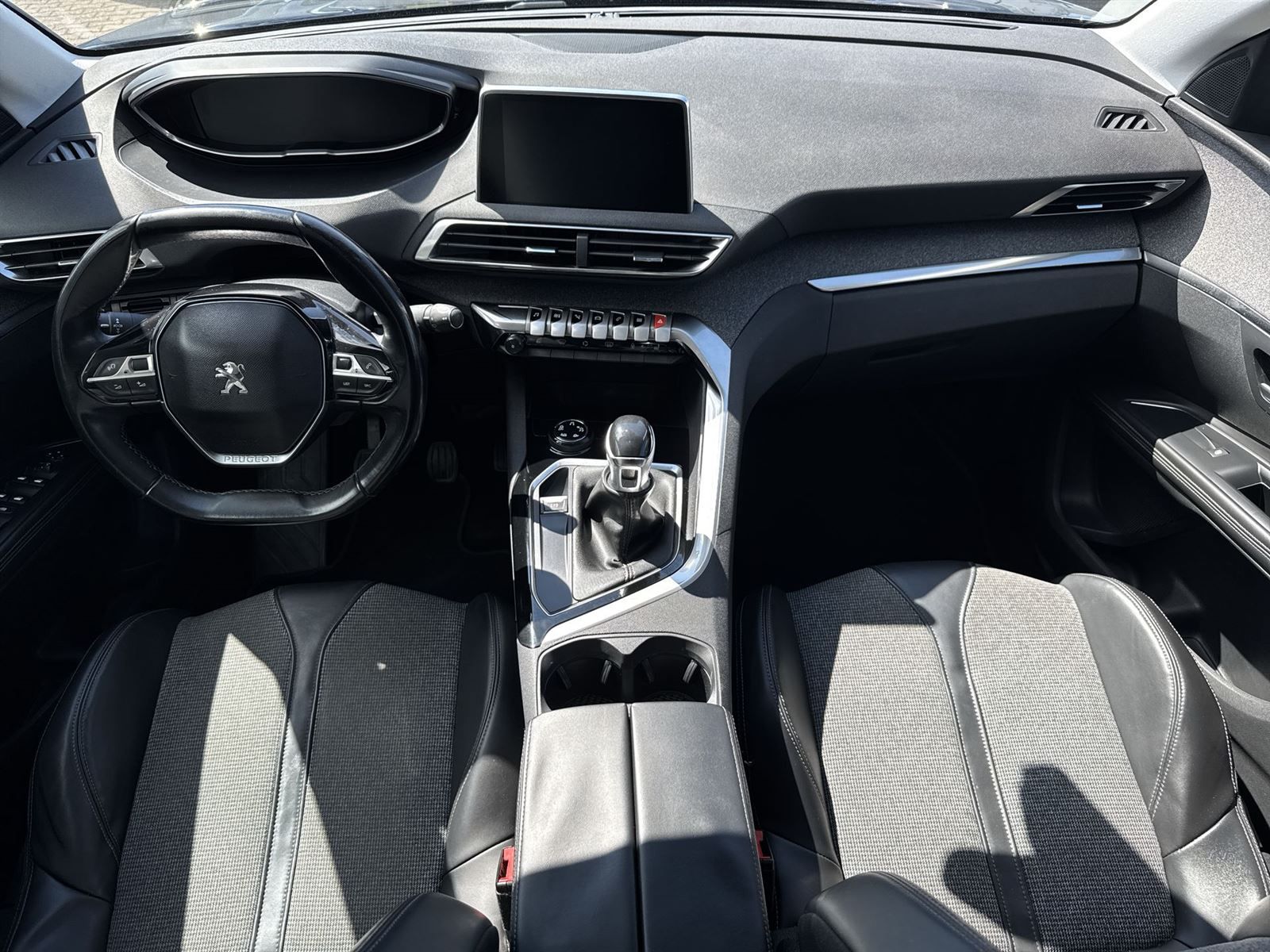 Peugeot 5008, 2.0 TDI - fotka 5