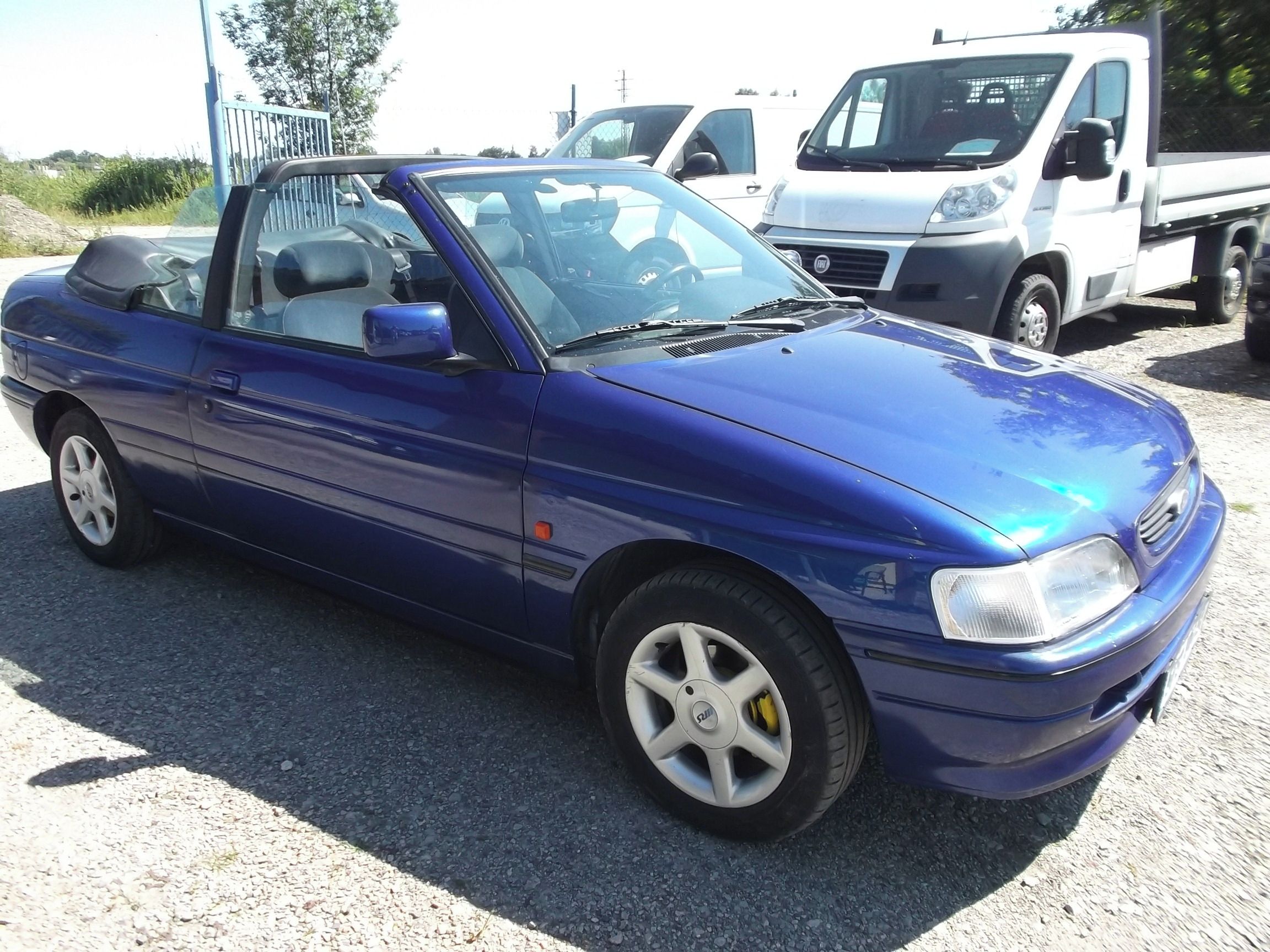 Ford Escort, 1.6i 16V - fotka 5