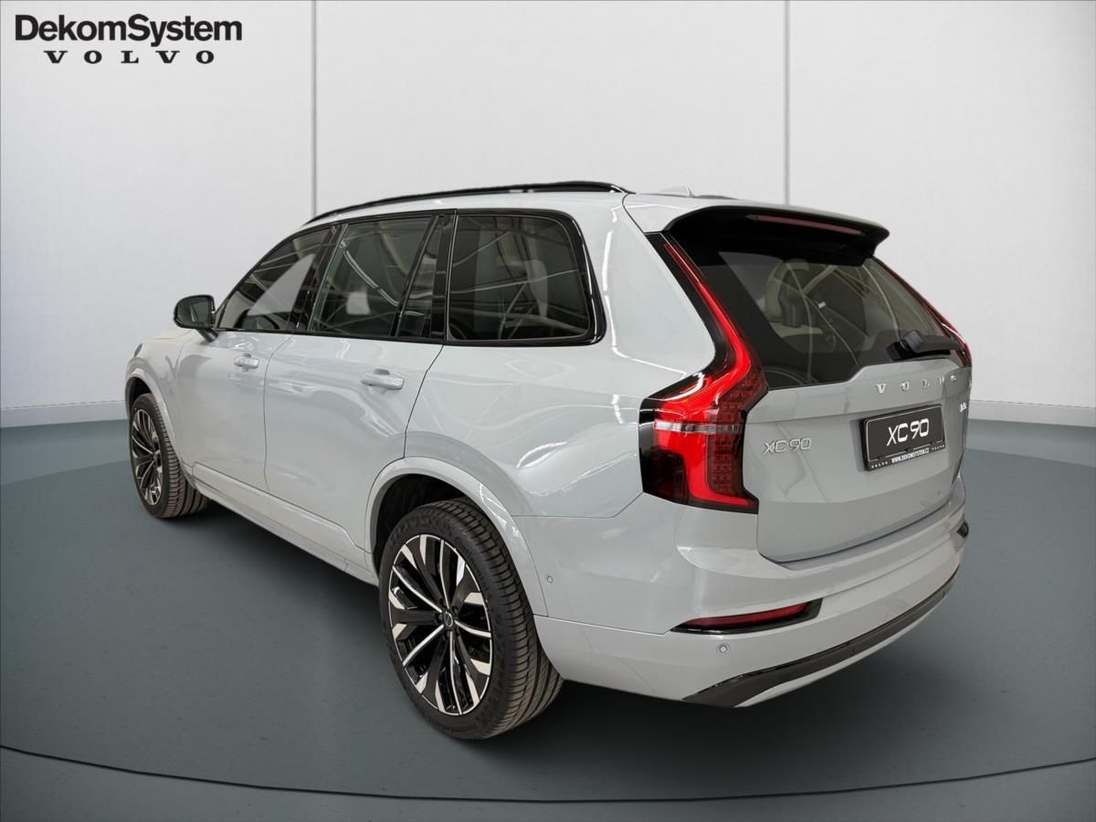 Volvo XC90, 2,0  B5 Plus Dark - fotka 4