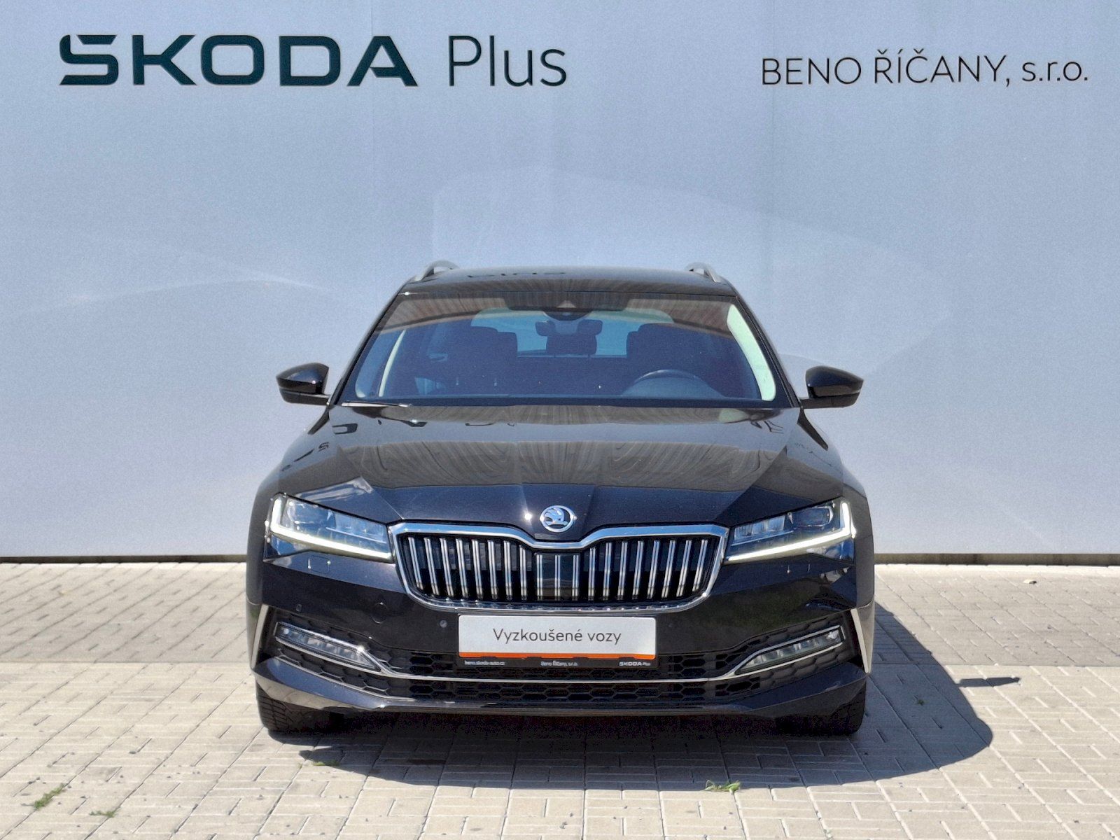 Škoda Superb, Combi L&K DSG 4x4 2,0TSi 206kW - fotka 4