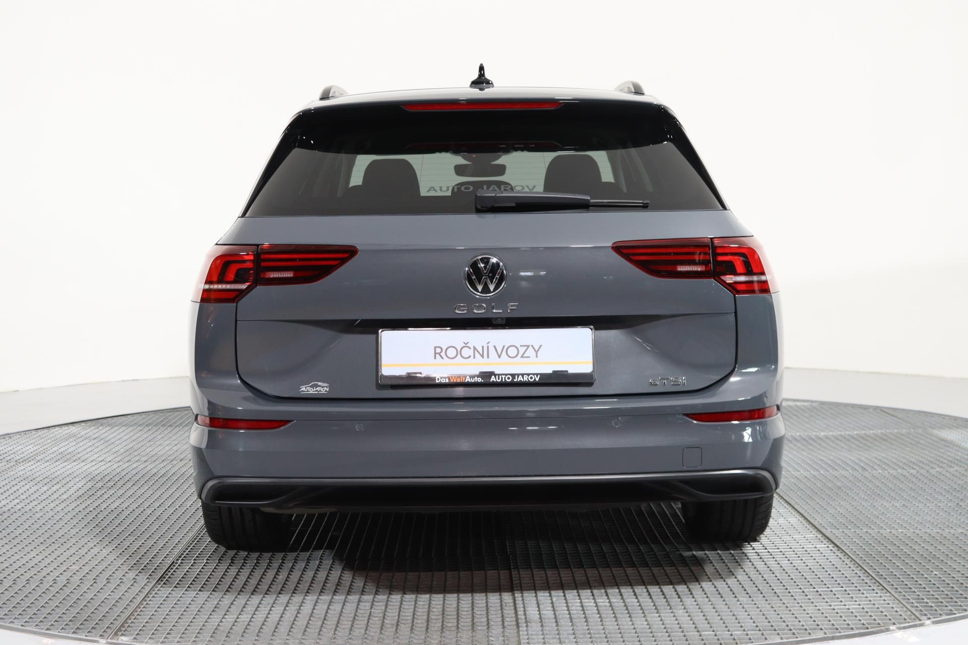 Volkswagen Golf Variant, People 1,5 eTSI 110kw 7DSG/LED - fotka 6