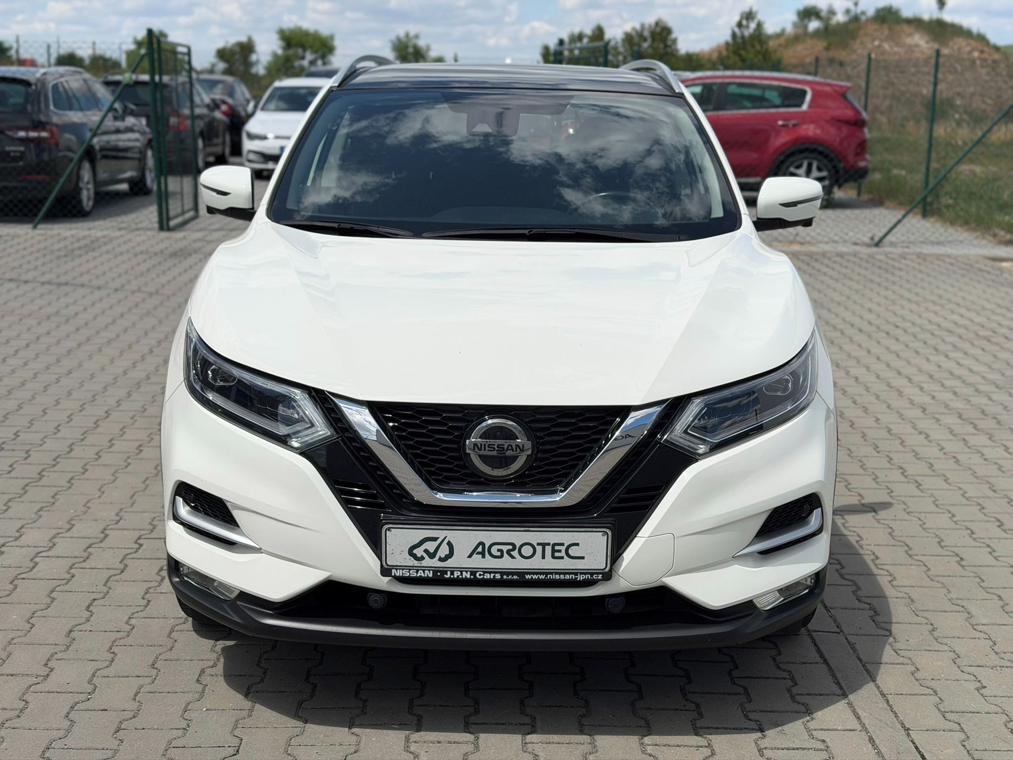 Nissan Qashqai, 1.3 DIG-T 103 kW N-Connecta - fotka 2