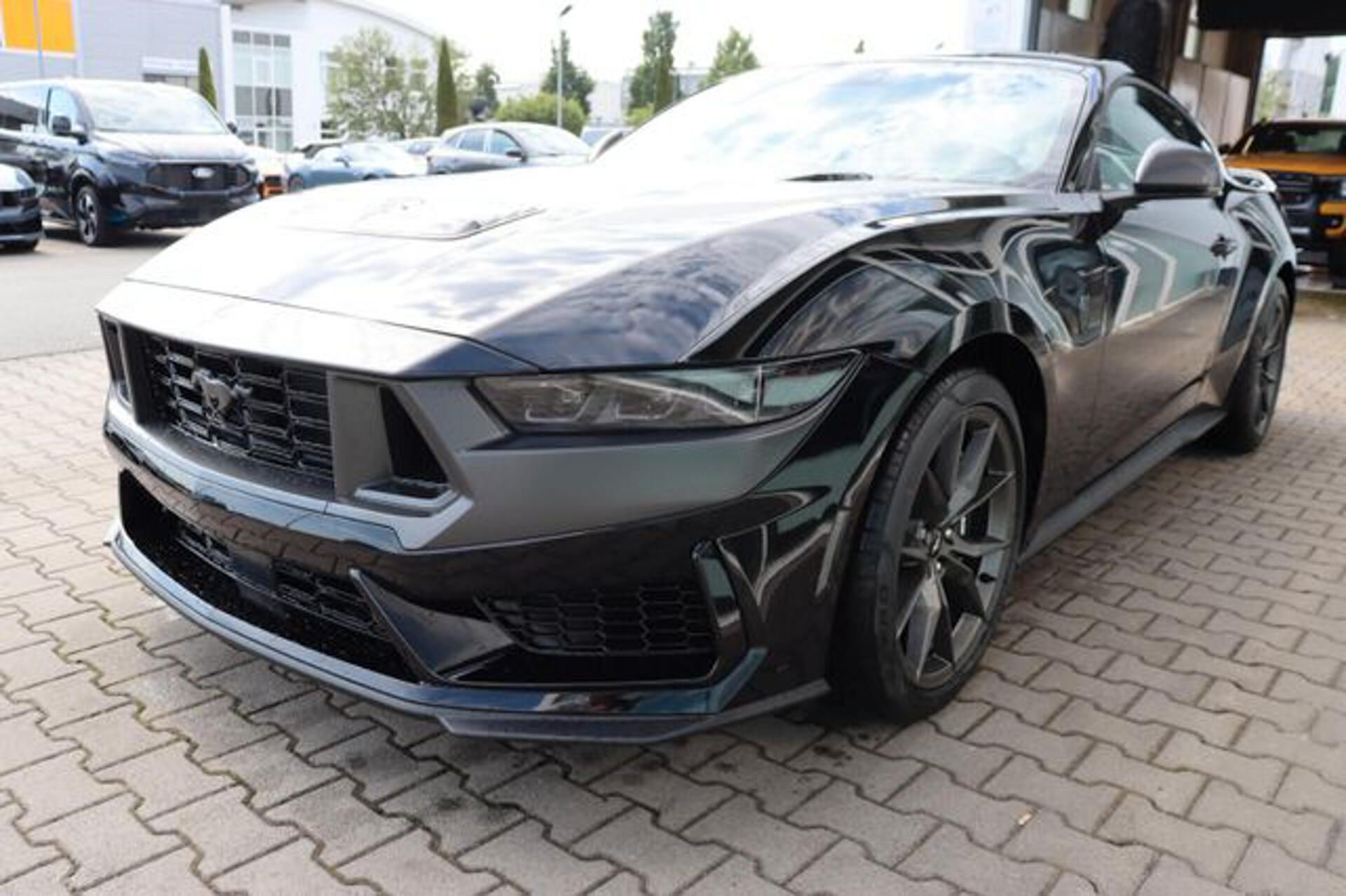 Ford Mustang, 5.0 Dark Horse MagneRide - fotka 4