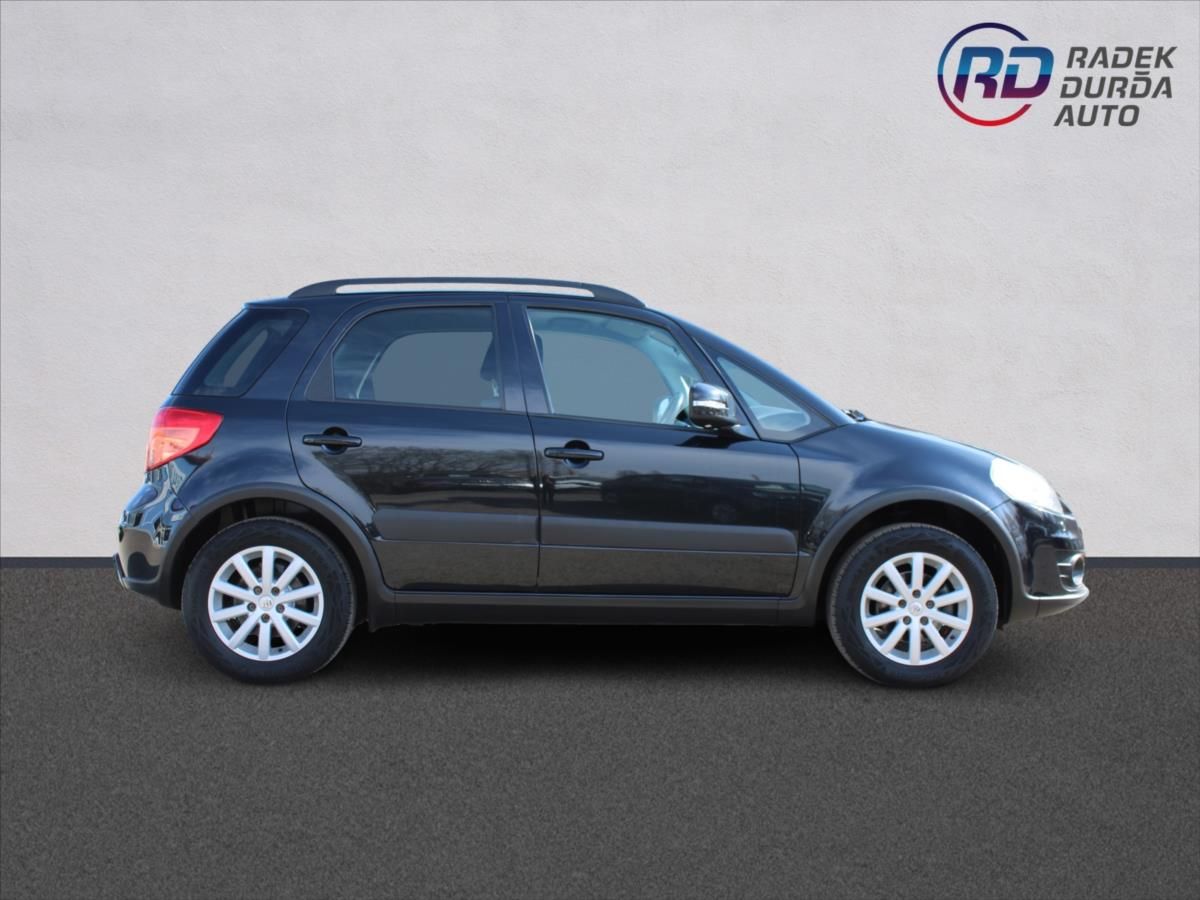 Suzuki SX4, 1,6 VVT  4x4,KEYLESS,TAŽNÉ - fotka 4