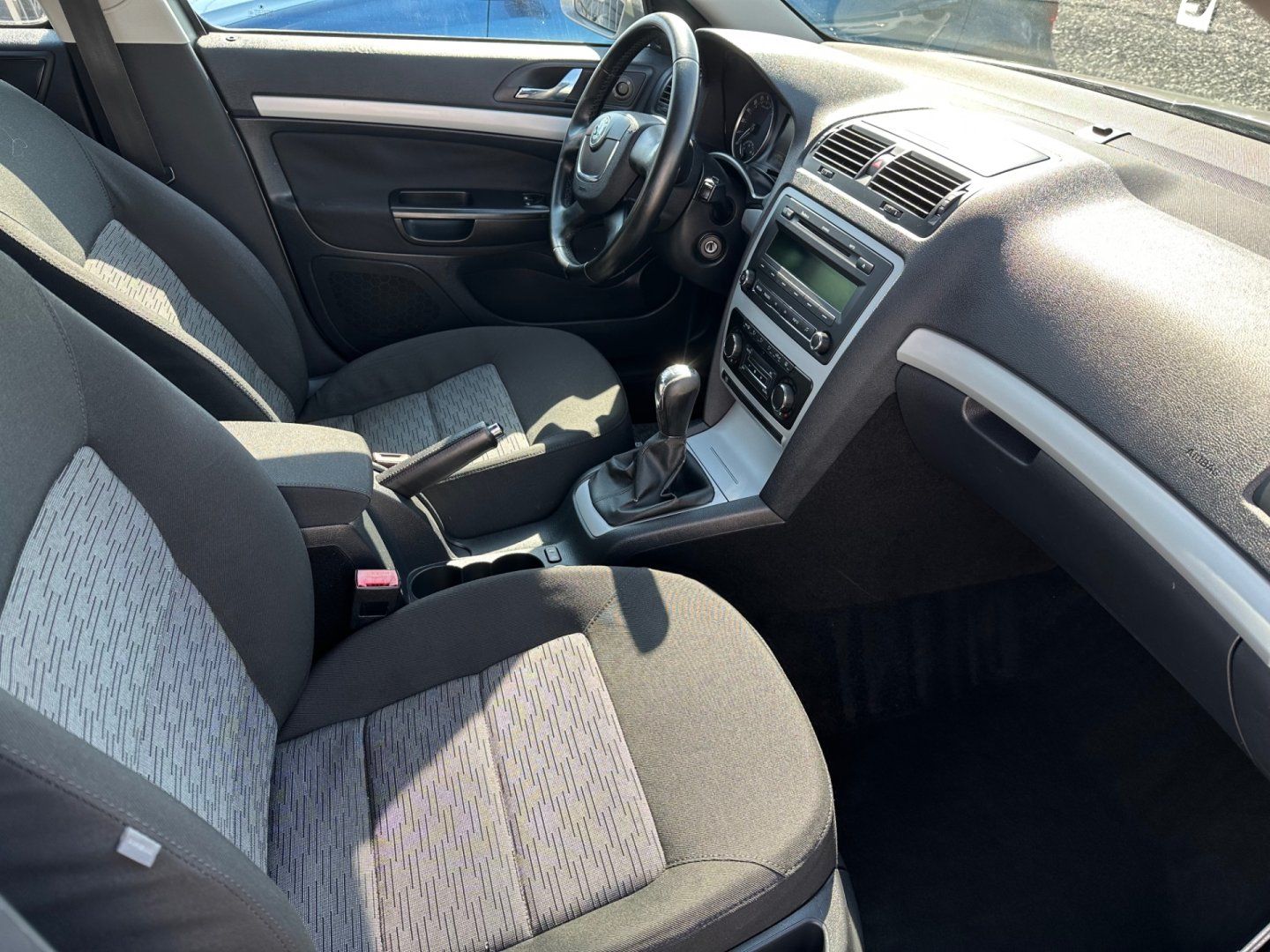 Škoda Octavia, 1.9TDi GARANCE KM - fotka 6