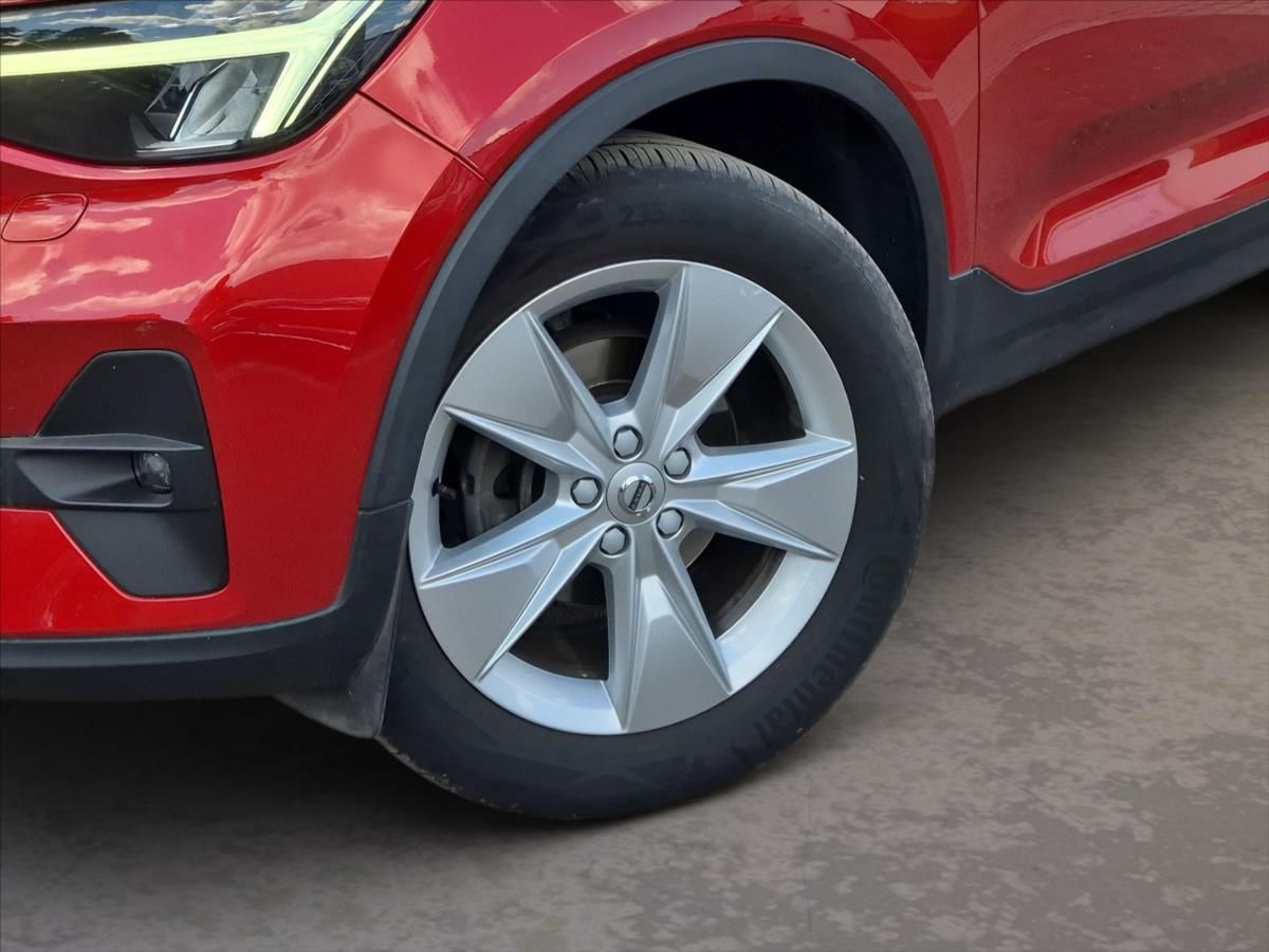 Volvo XC40, 1,5 T2 FWD Momentum - fotka 6