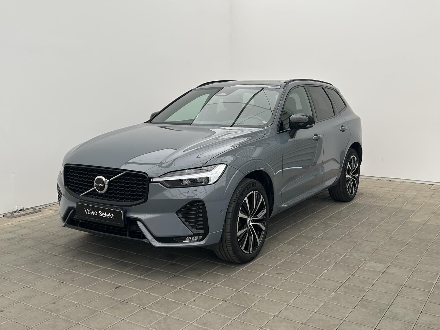 Volvo XC60, 2.0B4 145kW 4x4 ULTIMATE