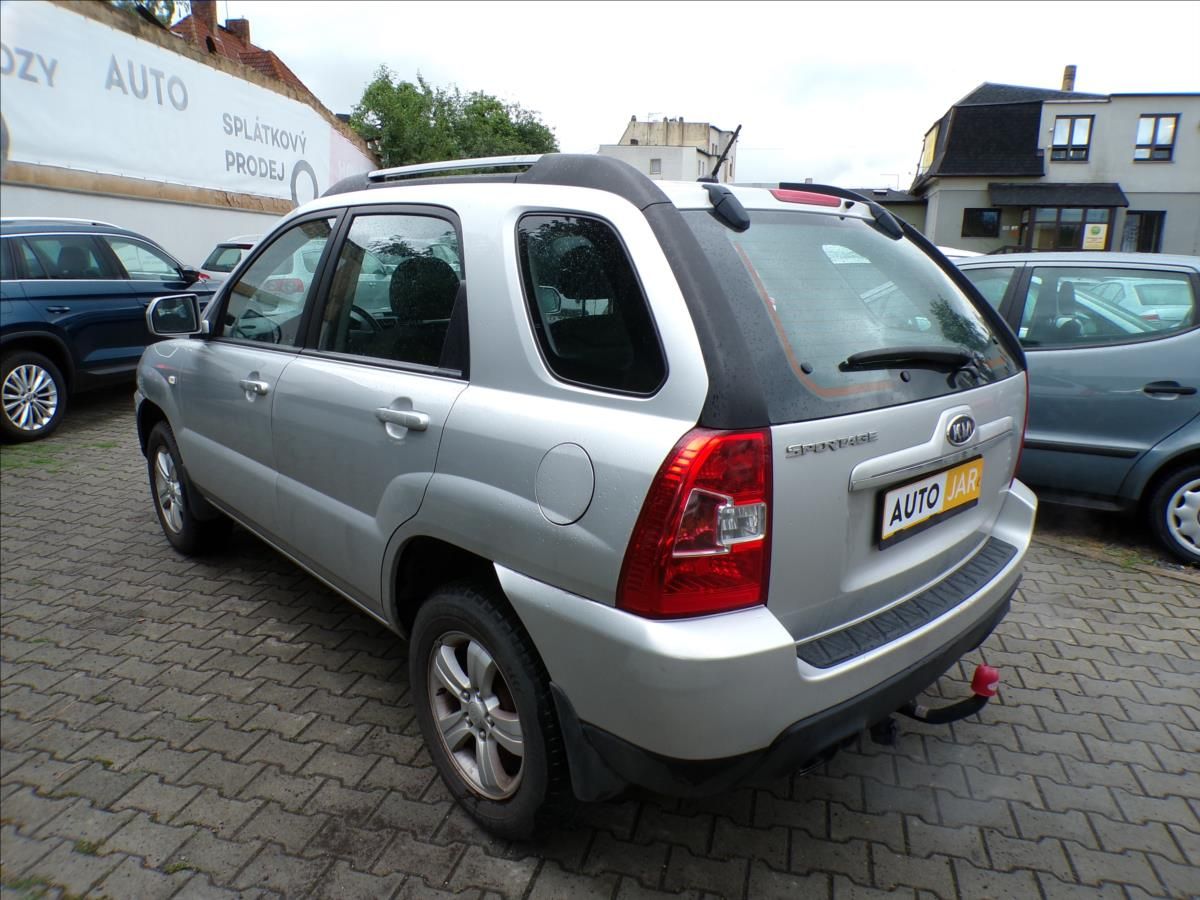 Kia Sportage, 2,0 CRDI - fotka 4
