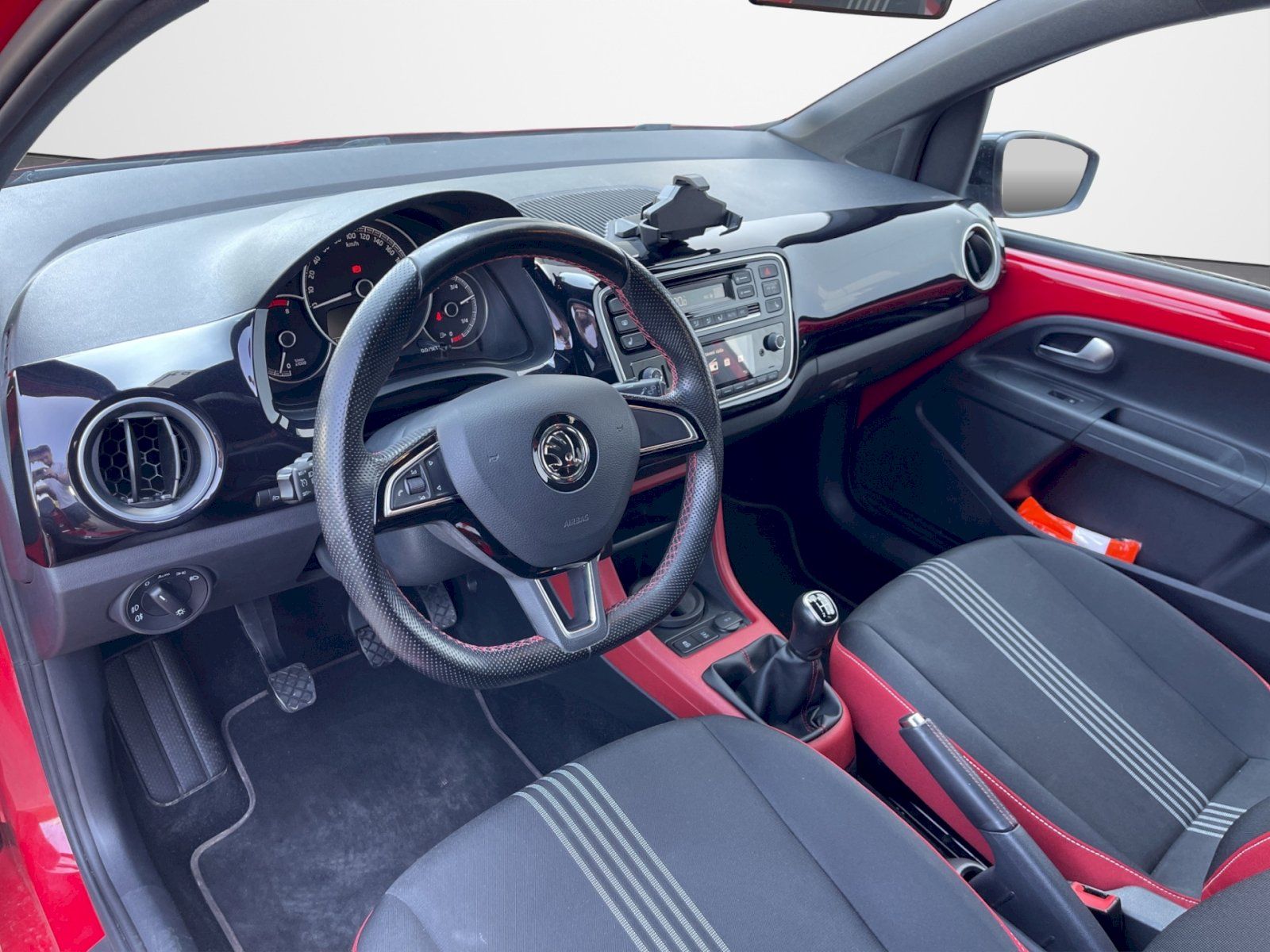 Škoda Citigo, 1.0 MPI 55 kW Monte Carlo - fotka 5