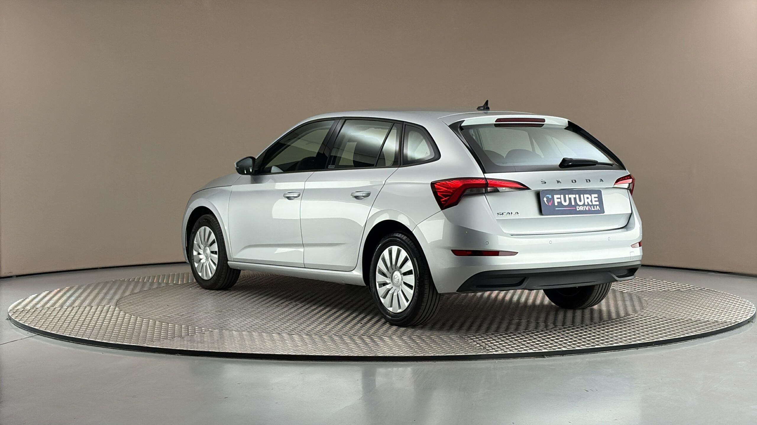Škoda Scala, 1.0 TSI Ambition - fotka 2