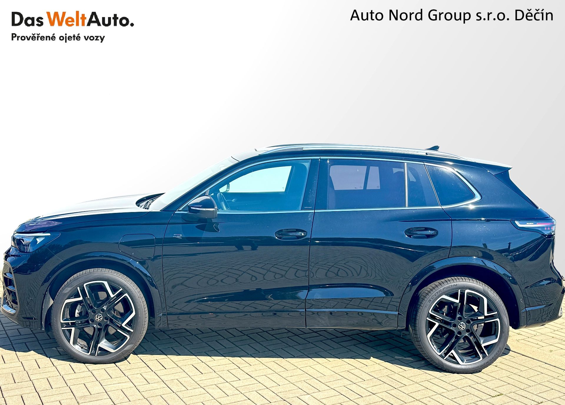 Volkswagen Tiguan, R-Line People 200kW eHybrid - fotka 3