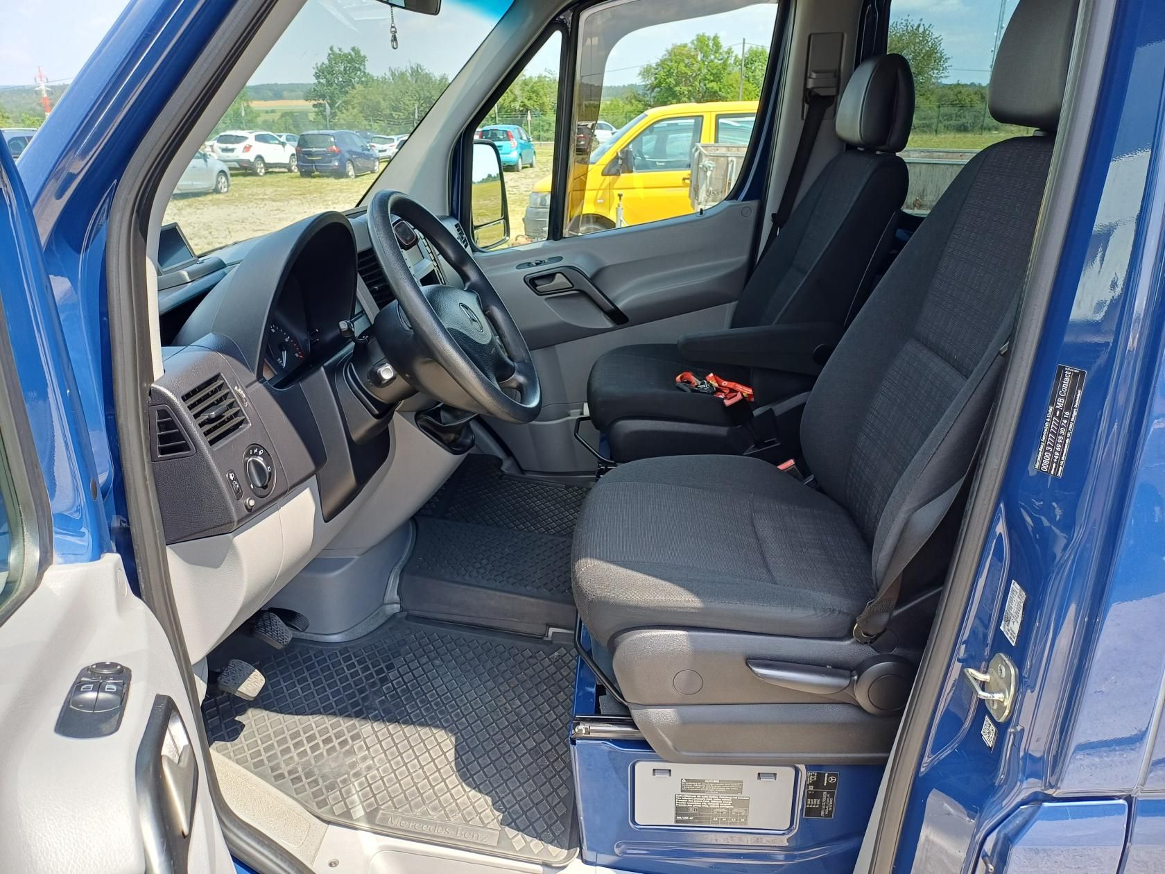 Mercedes-Benz Sprinter, 316CDI 120kW Webasto Klima - fotka 6