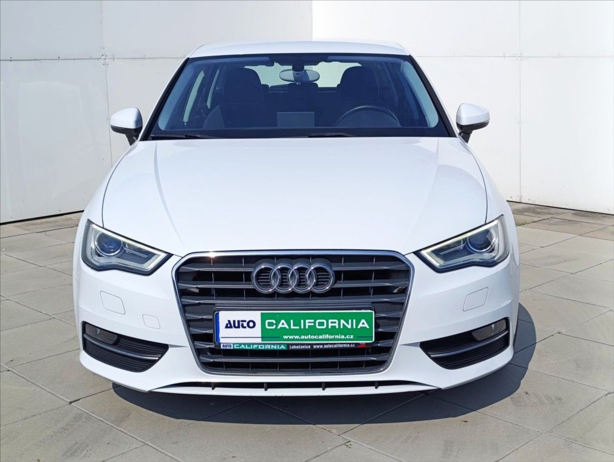 Audi A3, 1,6 TDi Bi-xenon,Navi,Tempomat - fotka 3