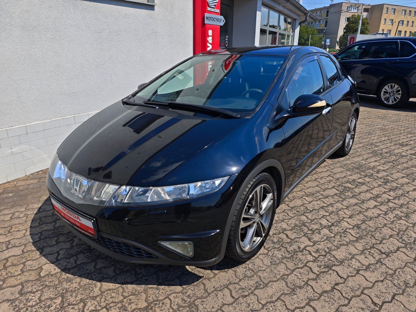Honda Civic, 1.8 i-VTEC Executive Panorama - fotka 3