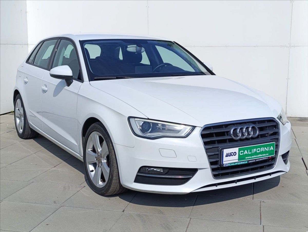 Audi A3, 1,6 TDi Bi-xenon,Navi,Tempomat - fotka 4
