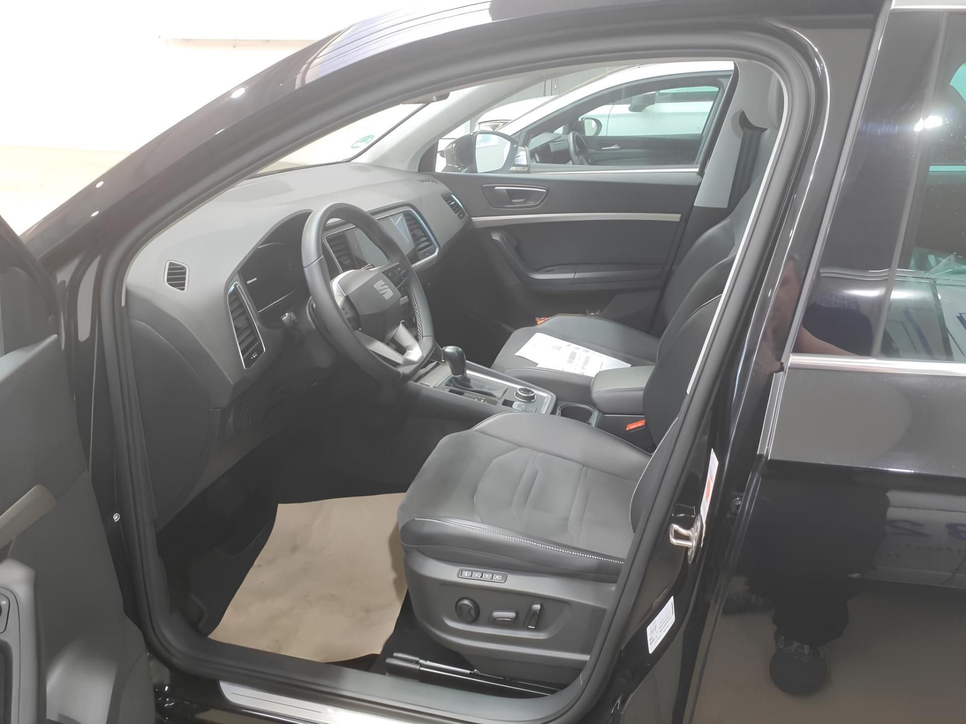 Seat Ateca, 2.0TDI DSG 4x4 Xperience TZDPH - fotka 3
