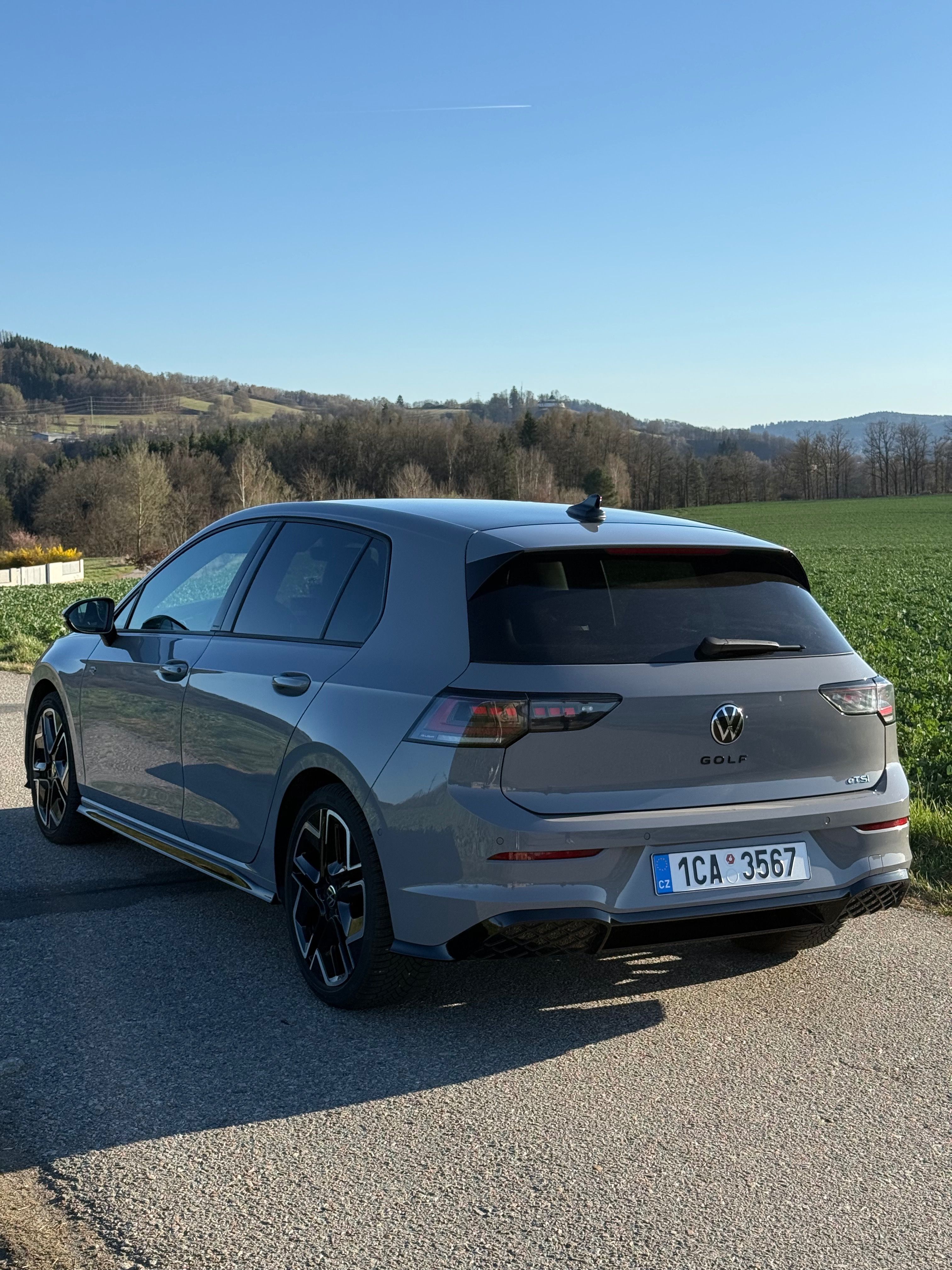 Volkswagen Golf, 1.5eTSI 110kw mHEV R-line DSG - fotka 3