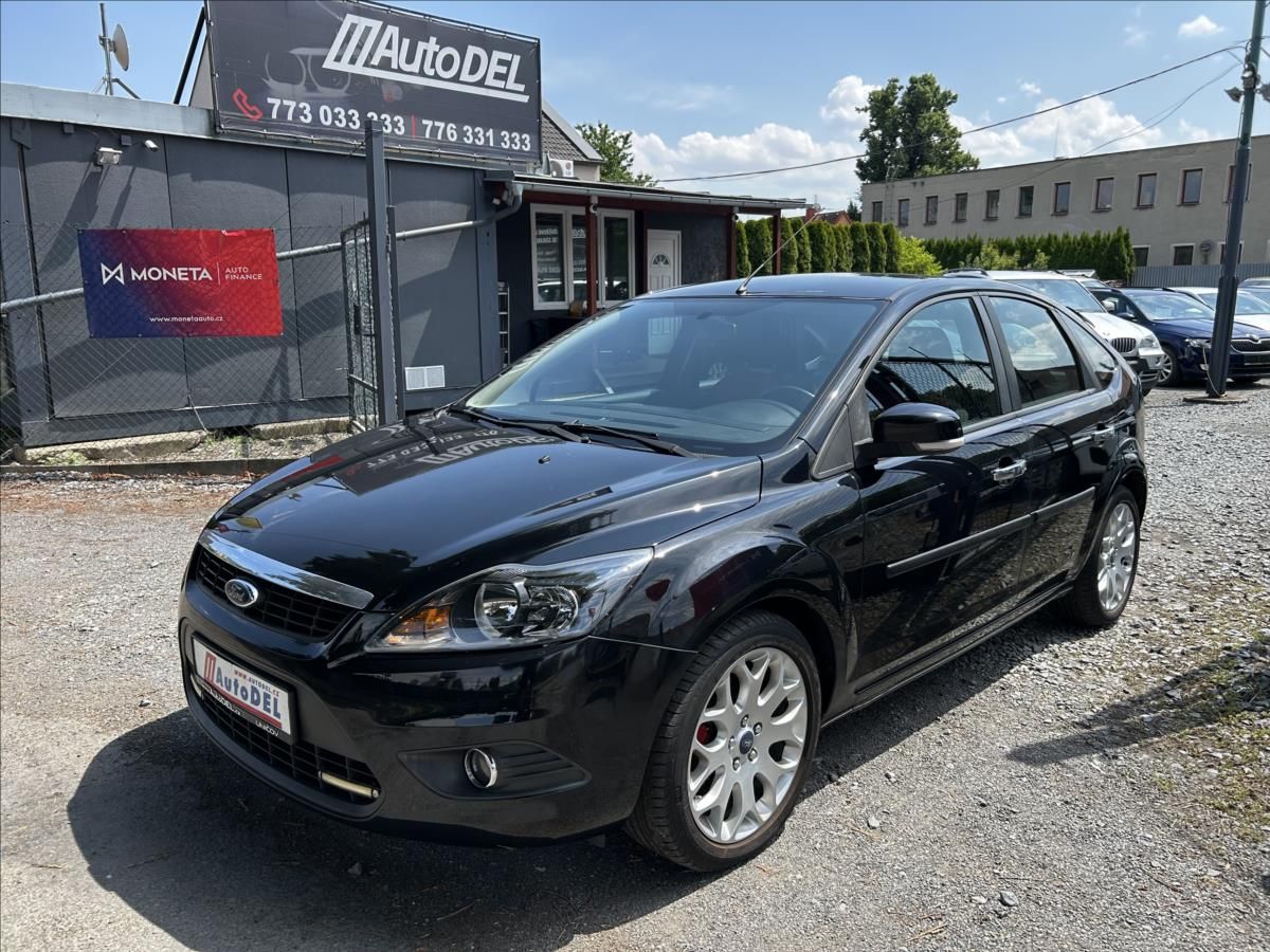 Ford Focus, 1,6 i  Serviska,Klima,8x pneu - fotka 3