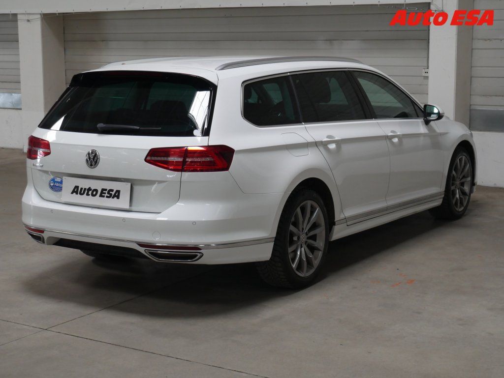 Volkswagen Passat, 1.8,ČR,Comfortline,DSG - fotka 4