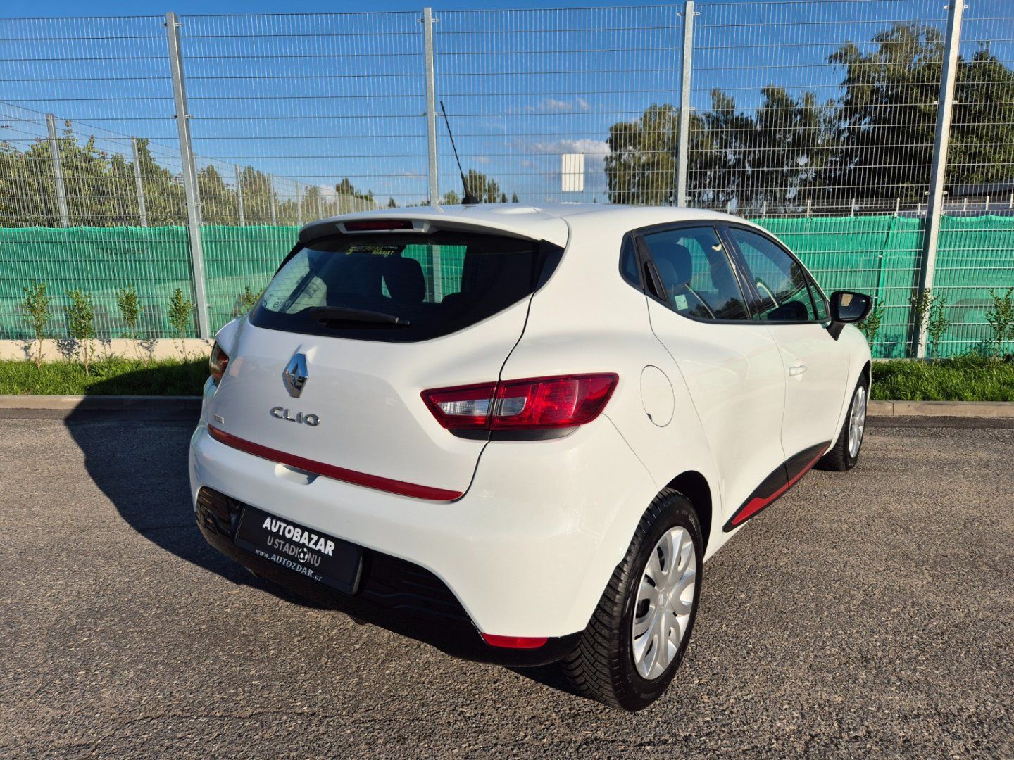Renault Clio, 1.2 16V 54kW klima Serv.kniha - fotka 5