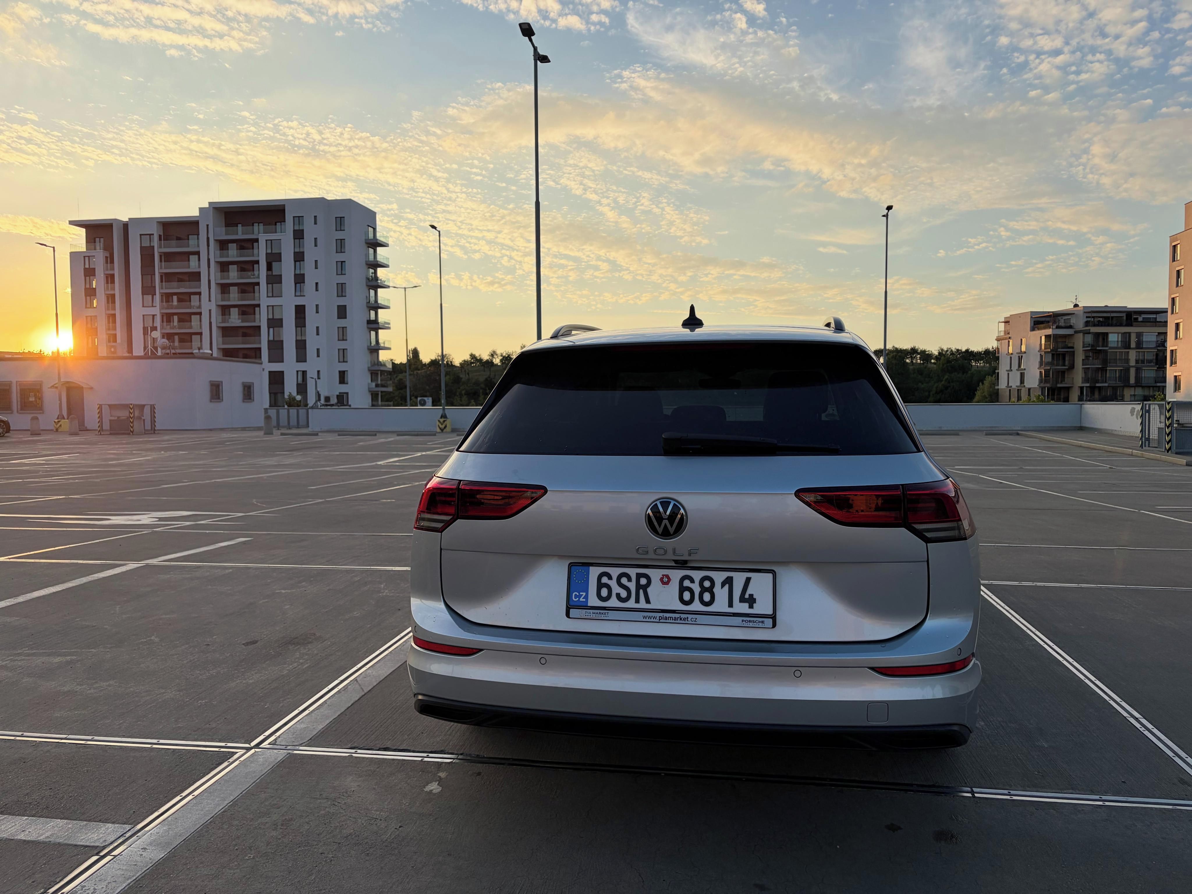Volkswagen Golf, 2.0TDI, DSG, pravidelný servis - fotka 6