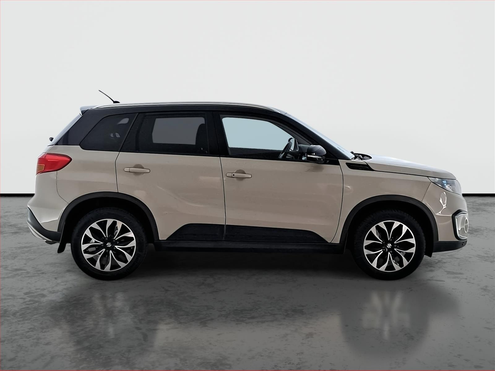 Suzuki Vitara, 1.6 DDiS, 4X4, Serv.kniha - fotka 6
