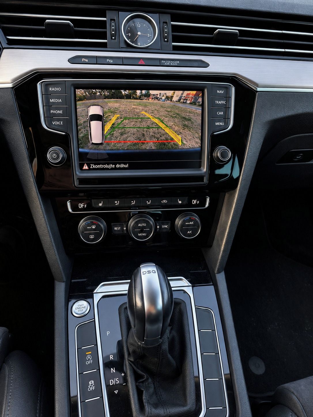 Volkswagen Passat, 2.0 TDI, 140 kW, DSG - fotka 6